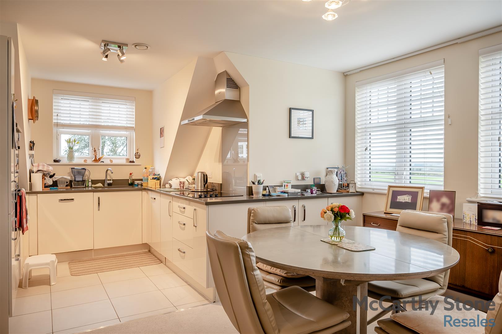 Orchard Gate, Banbury Road, Stratford-Upon-Avon, CV37 7HT