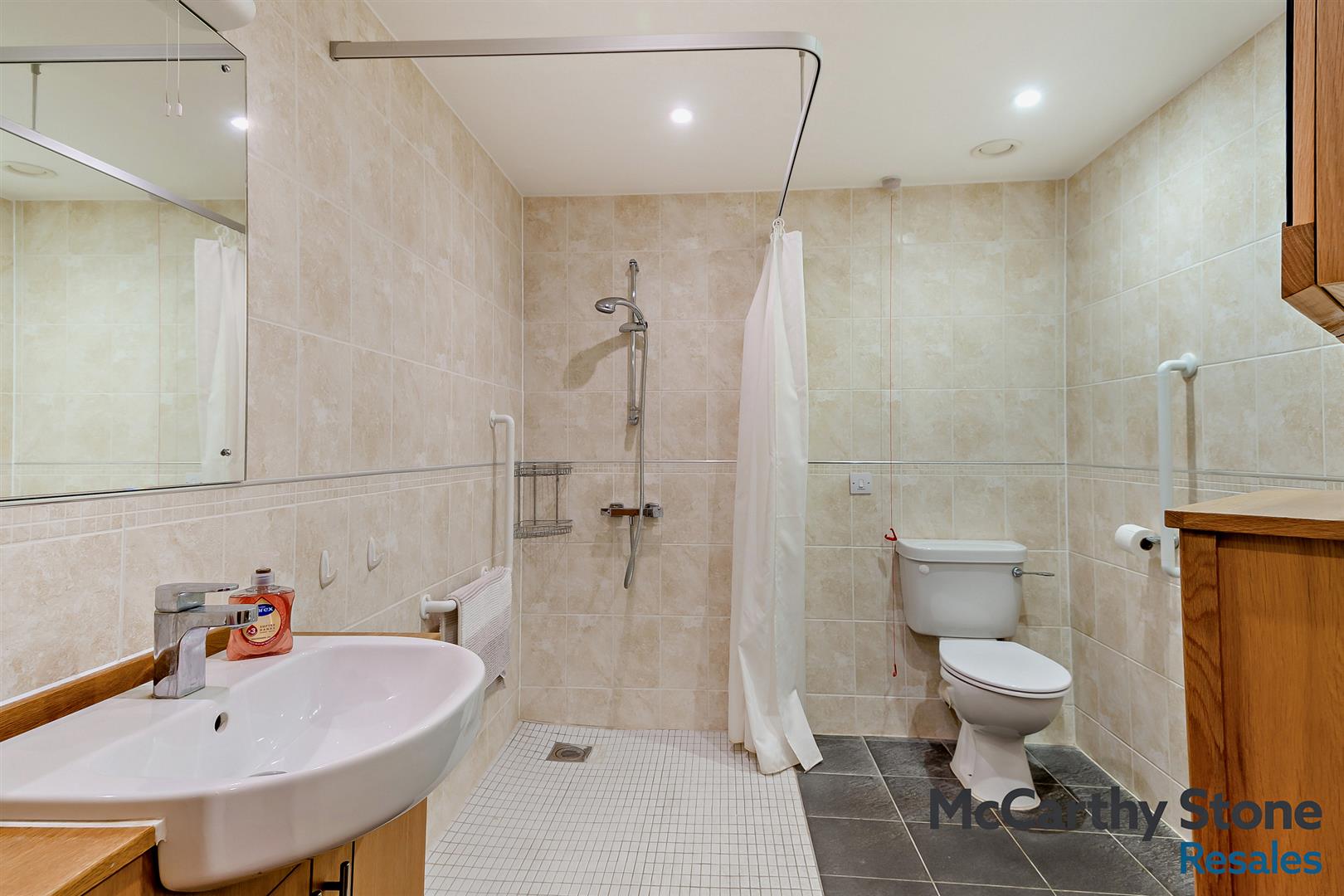 Peel Court, College Way, Welwyn Garden City, Hertfordshire, AL8 6DG