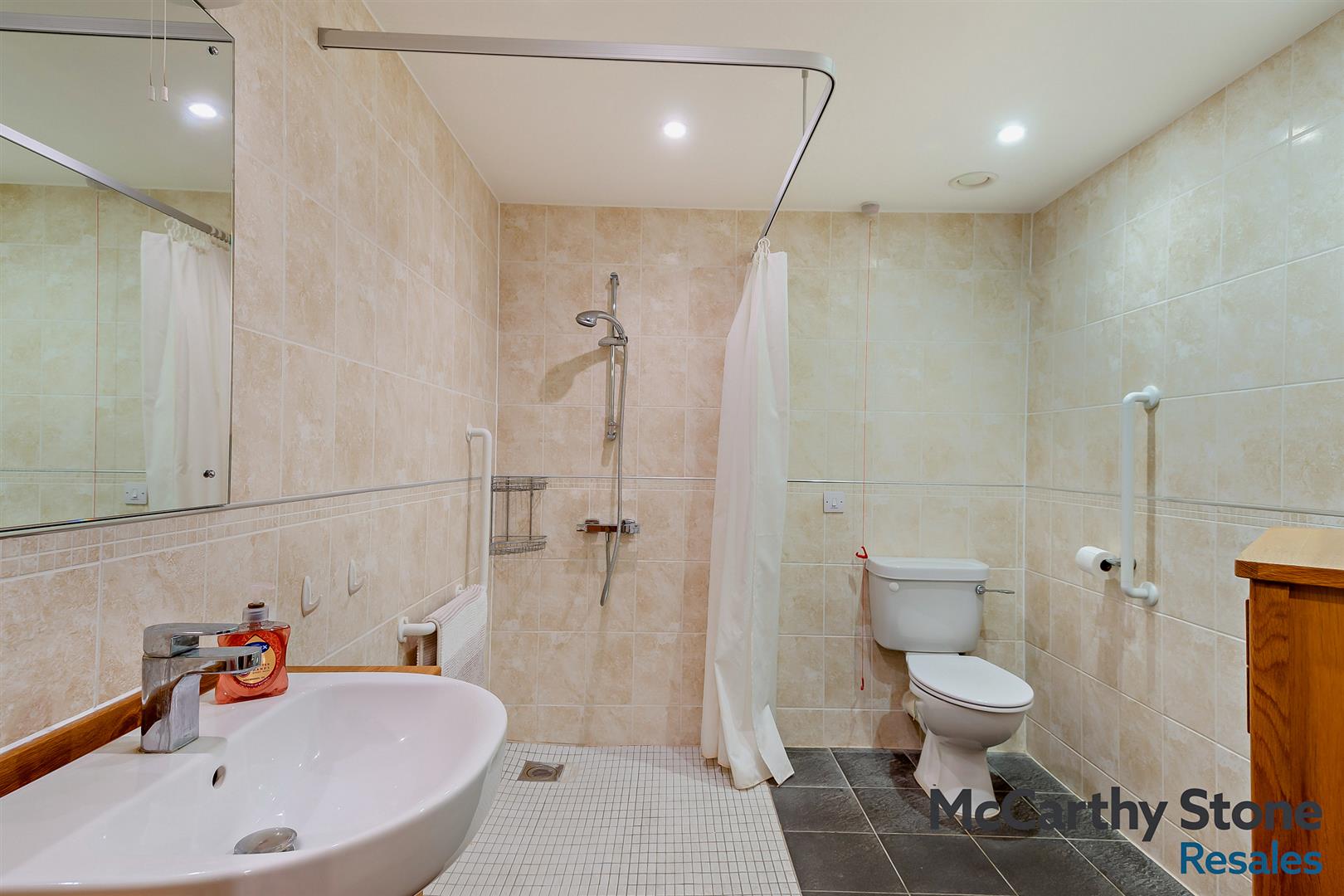 Peel Court, College Way, Welwyn Garden City, Hertfordshire, AL8 6DG