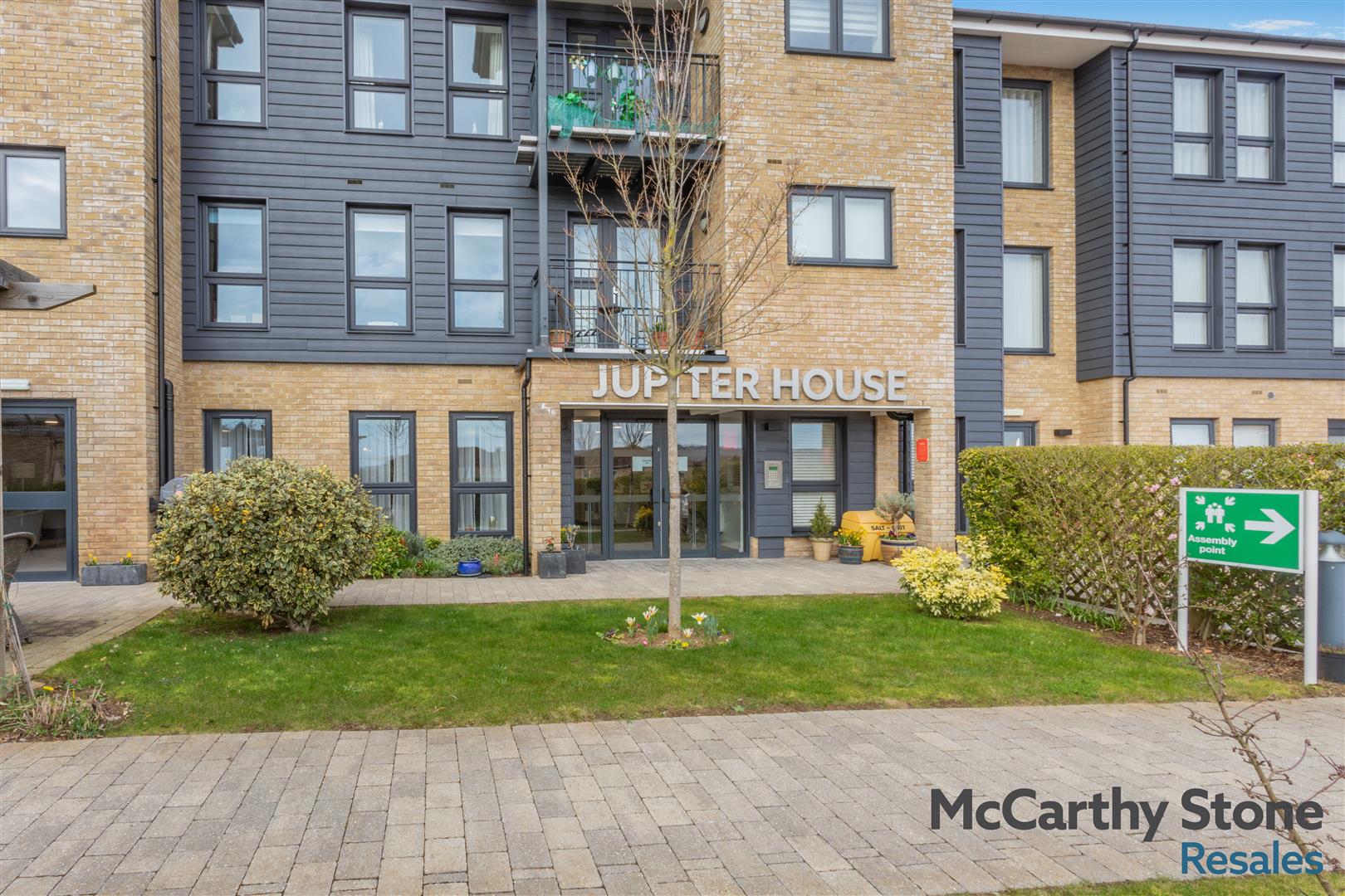 Hindhead Knoll, Walnut Tree, Milton Keynes