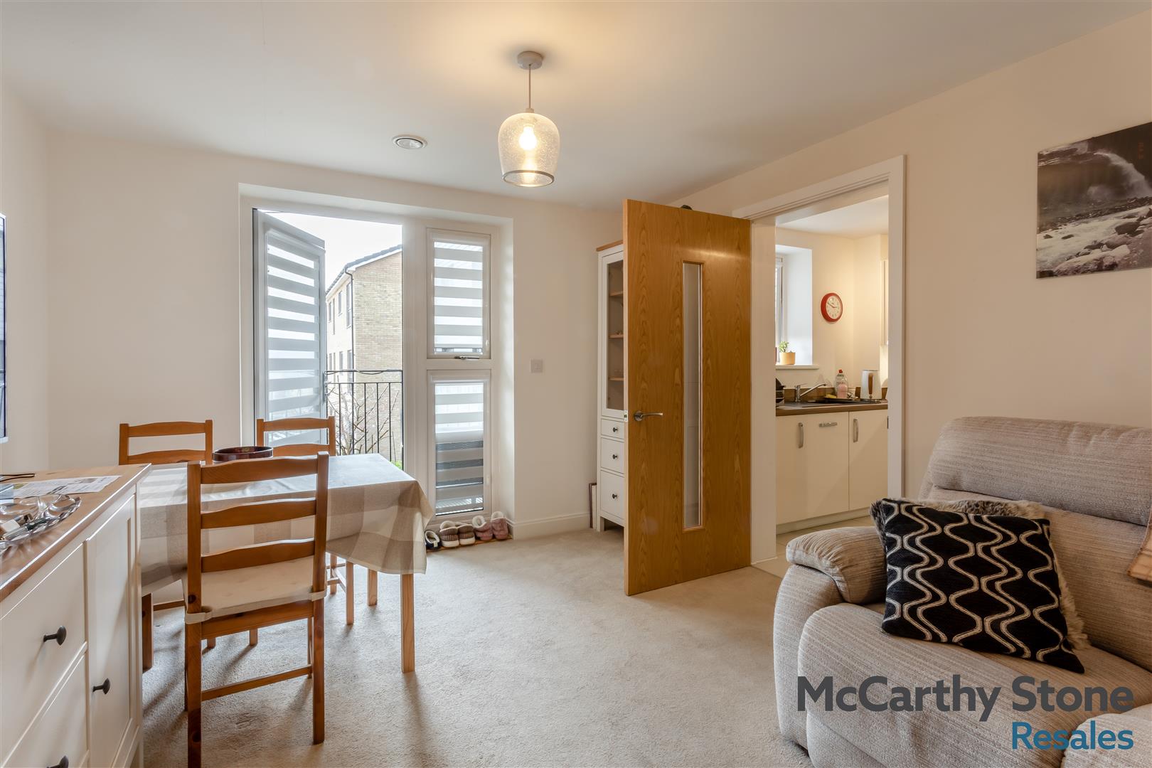 Hindhead Knoll, Walnut Tree, Milton Keynes