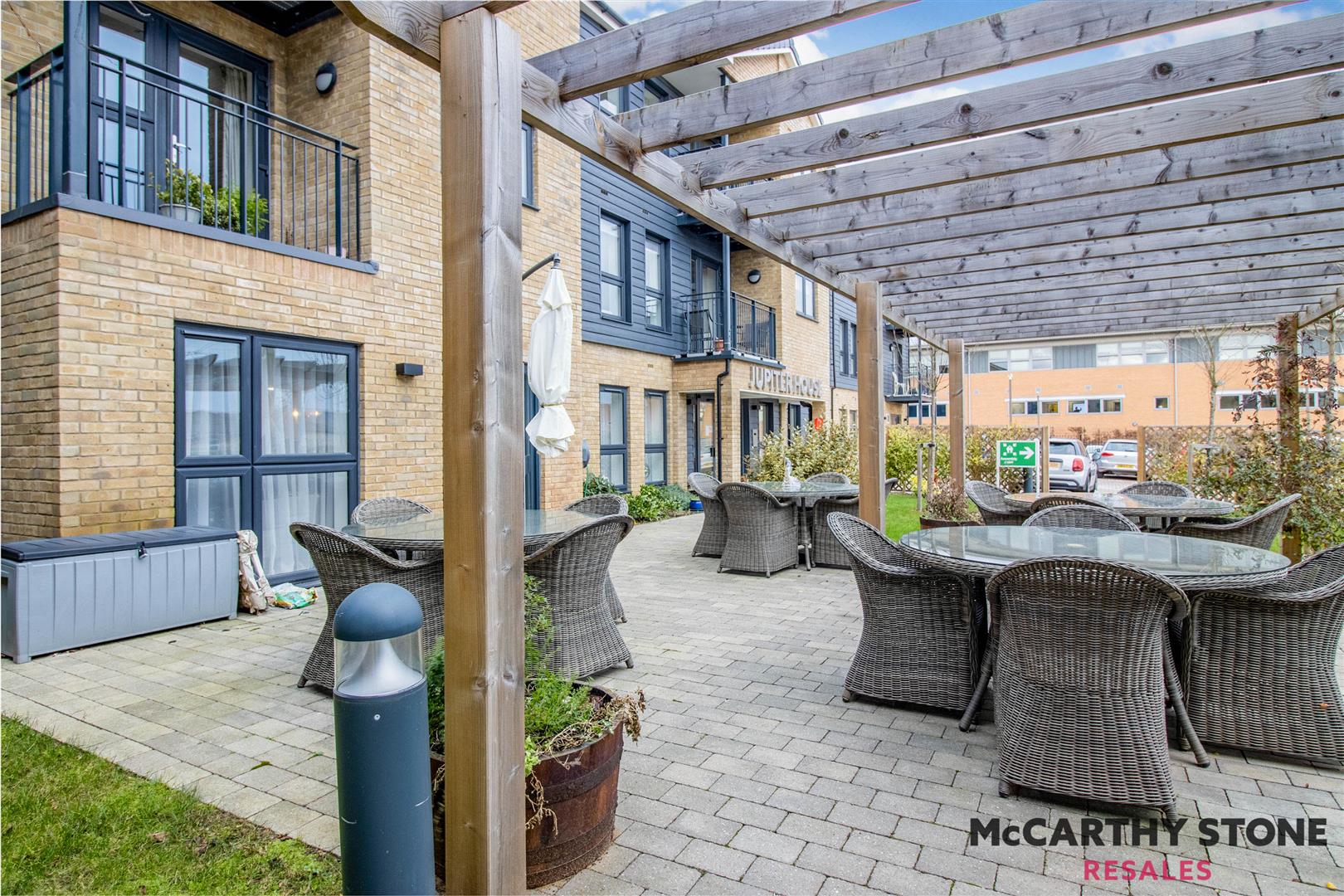 Hindhead Knoll, Walnut Tree, Milton Keynes