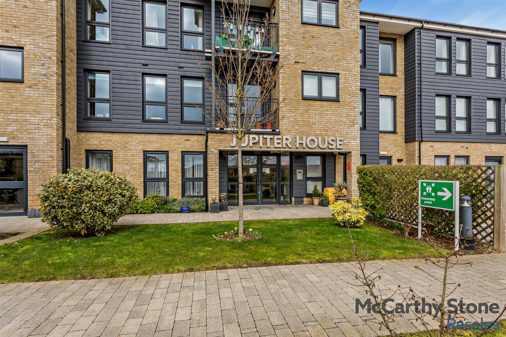 Hindhead Knoll, Walnut Tree, Milton Keynes