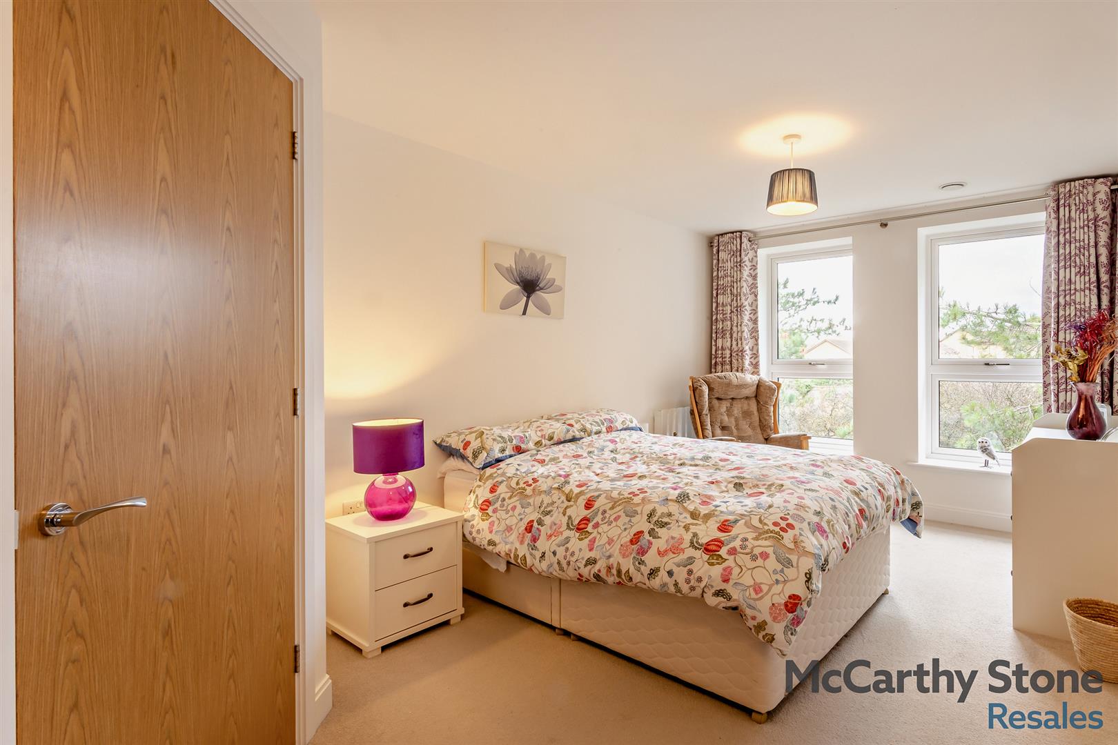 Hindhead Knoll, Walnut Tree, Milton Keynes