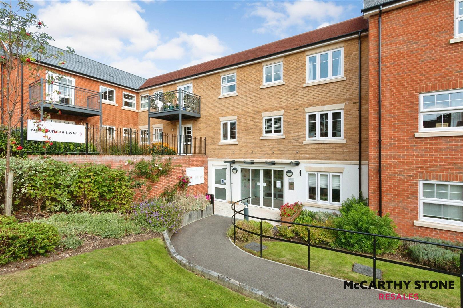 Queen Elizabeth Place, Orchard Lane, Alton, GU34 1GZ