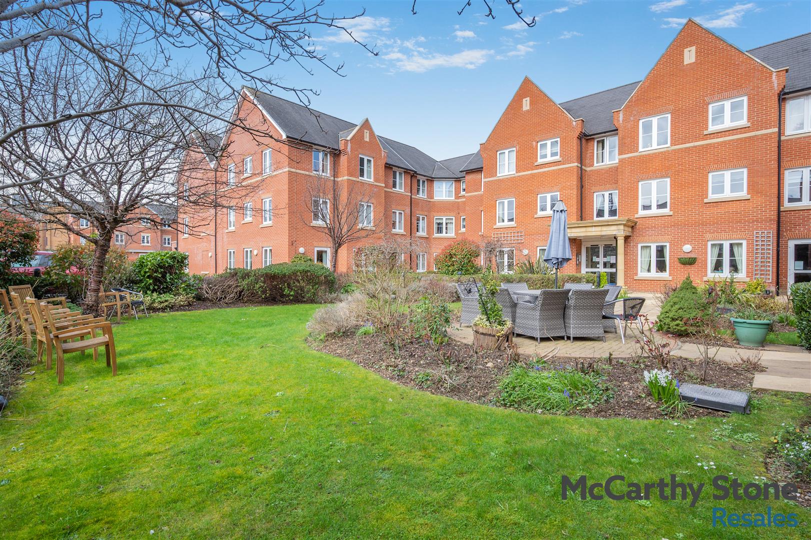 Foxhall Court, School Lane, Banbury