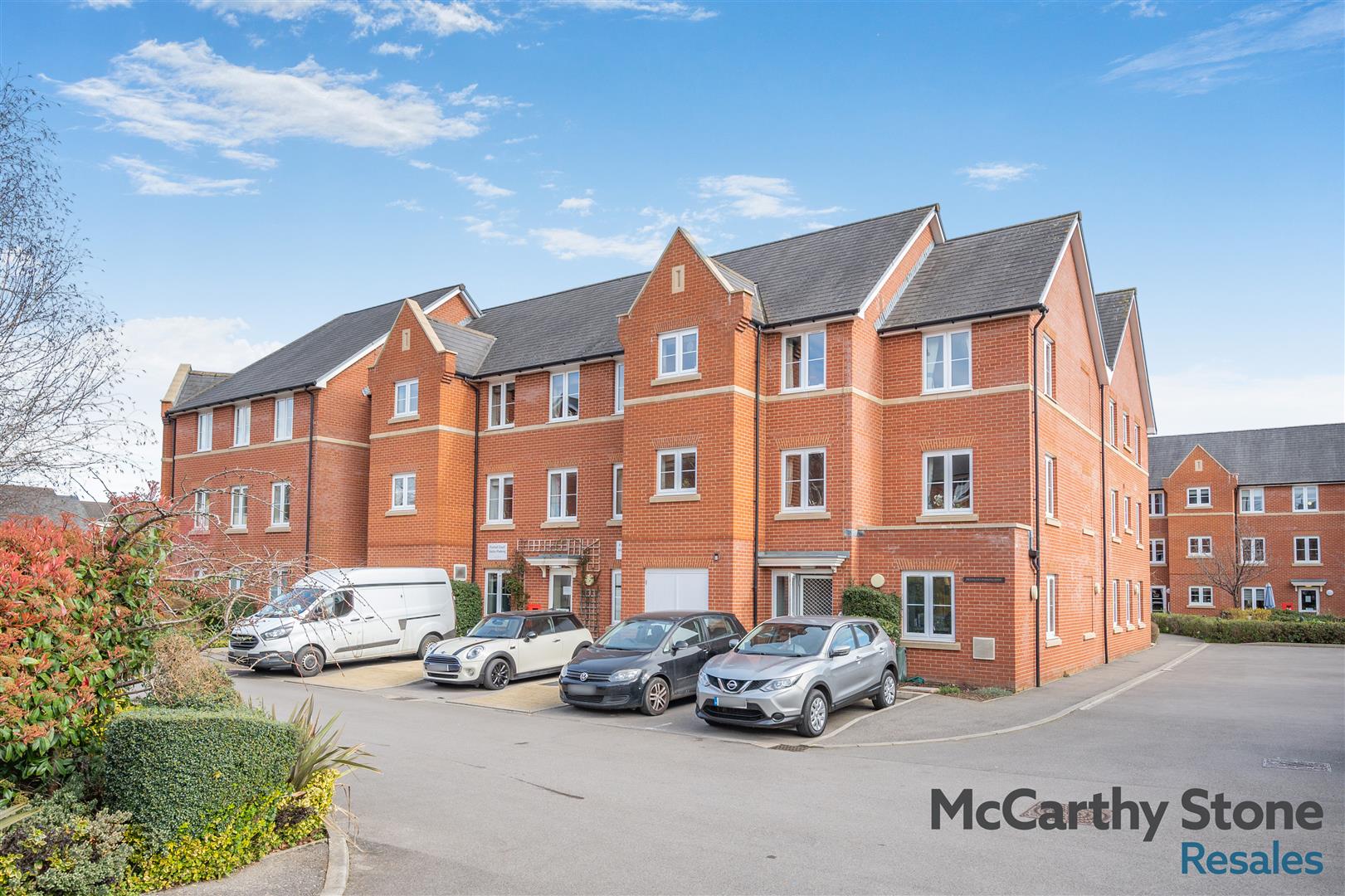 Foxhall Court, School Lane, Banbury