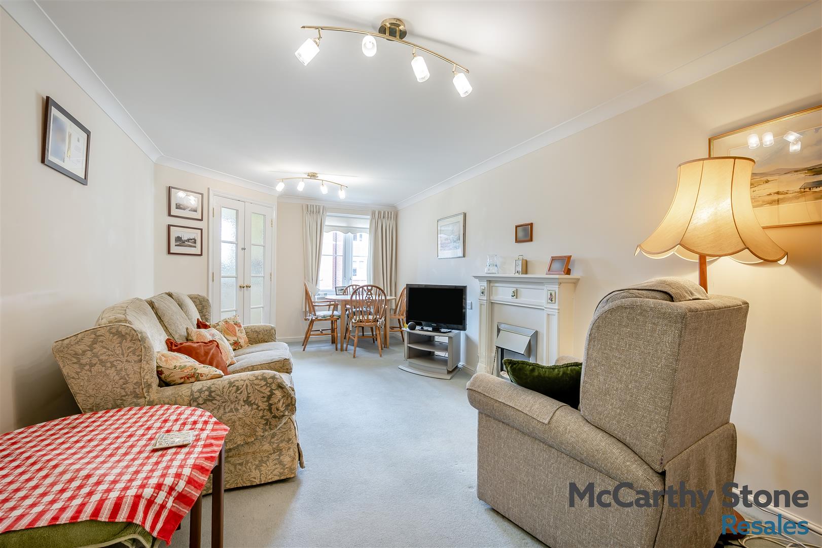 Foxhall Court, School Lane, Banbury