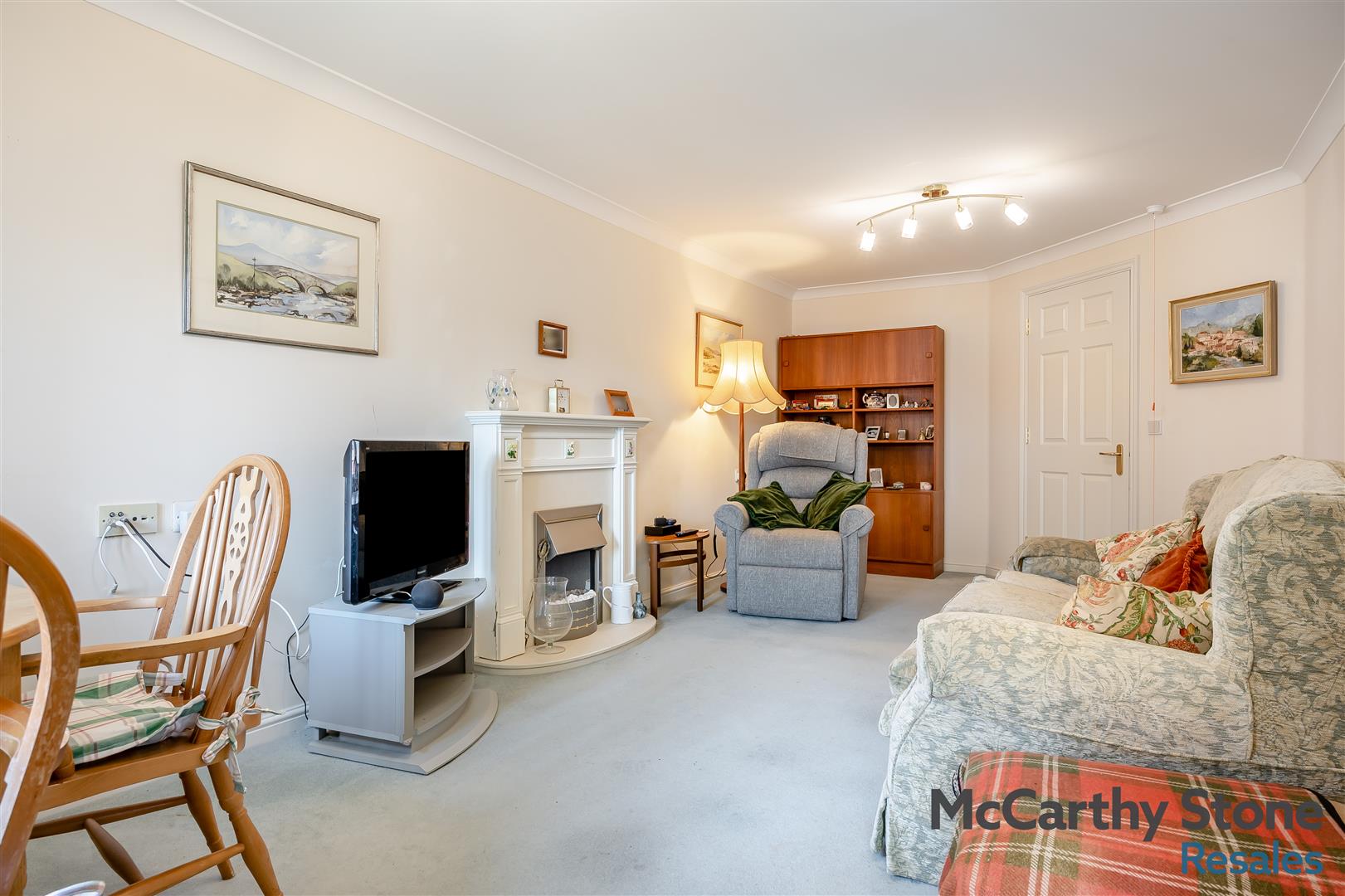 Foxhall Court, School Lane, Banbury