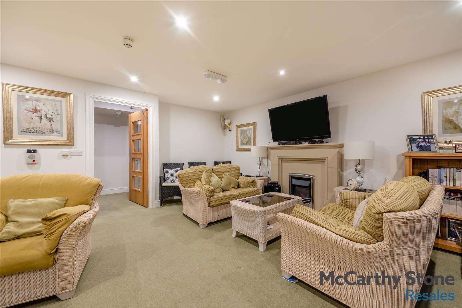 Paxton Court, White Lion Street, Tenby