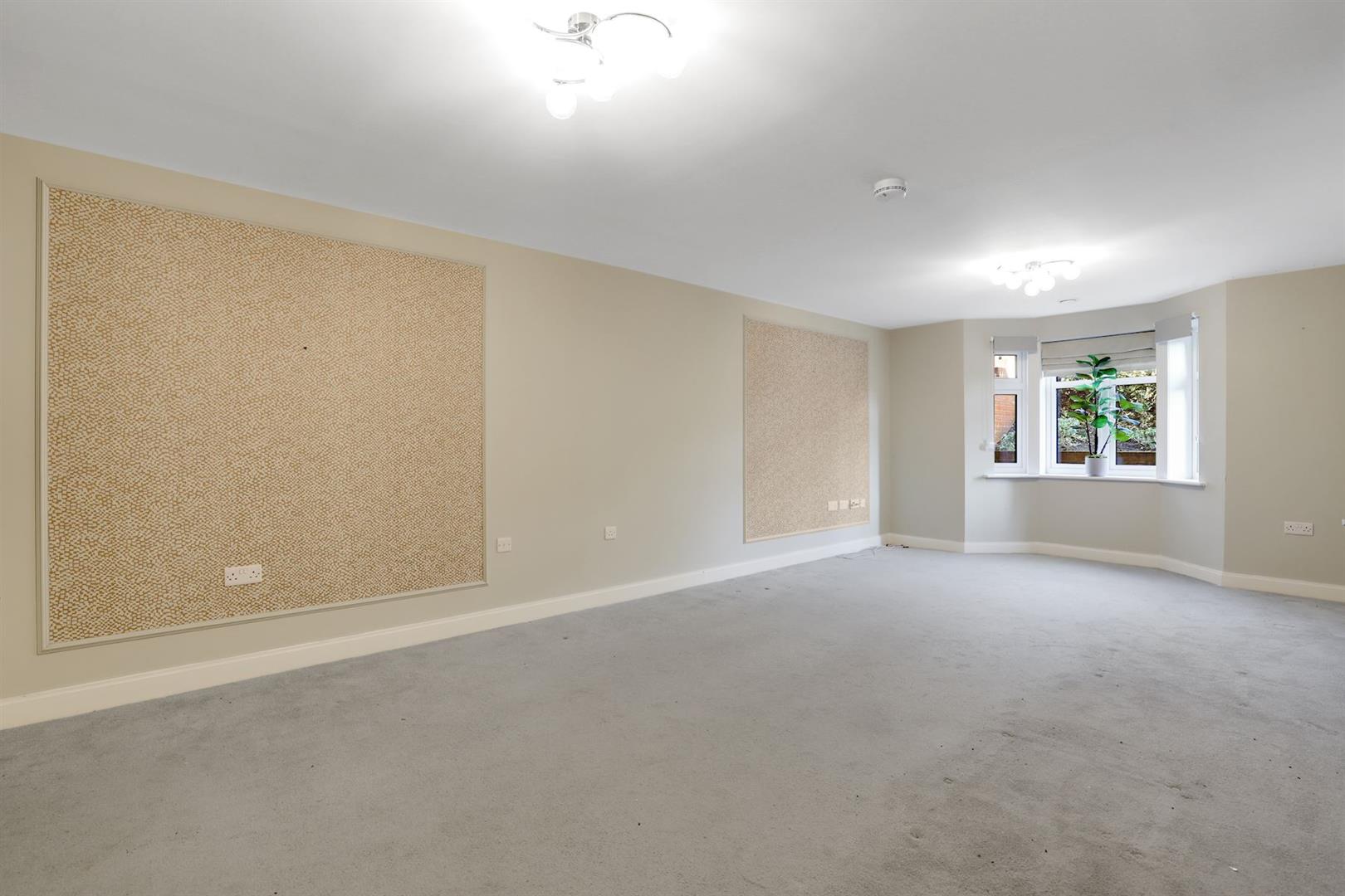 Outwood Lane, Chipstead, Coulsdon, CR5 3LU