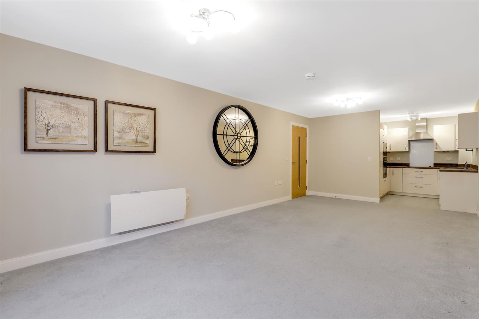 Outwood Lane, Chipstead, Coulsdon, CR5 3LU