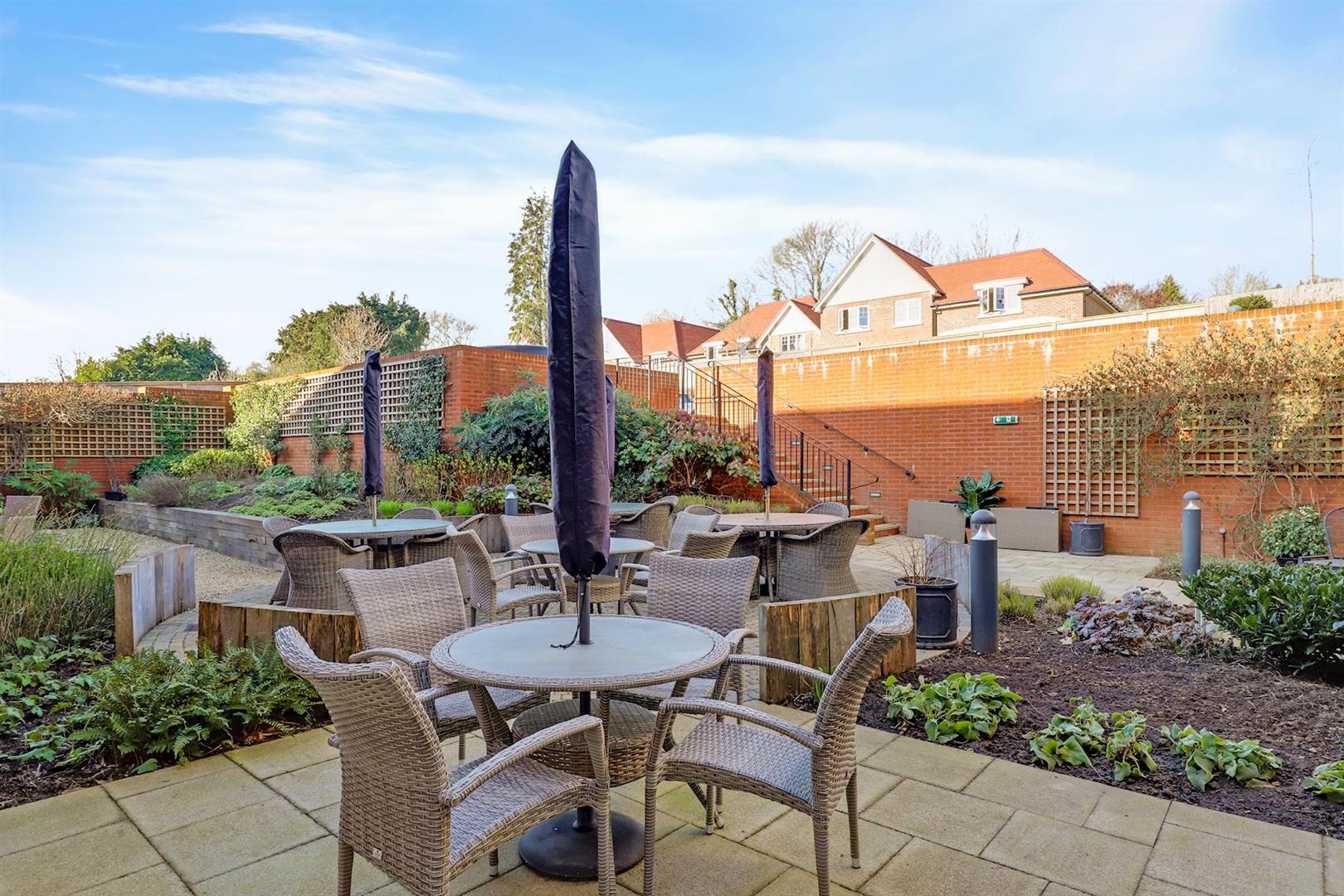 Outwood Lane, Chipstead, Coulsdon, CR5 3LU