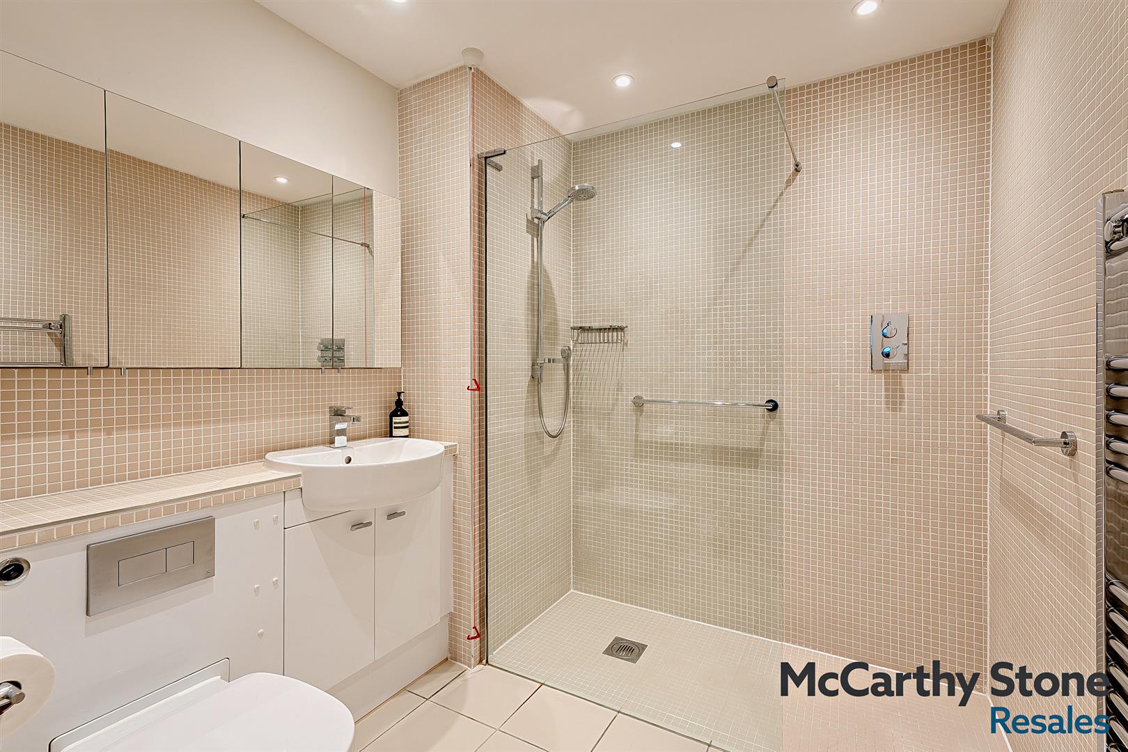 Horsley Place, High Street, Cranbrook, Kent, TN17 3DH