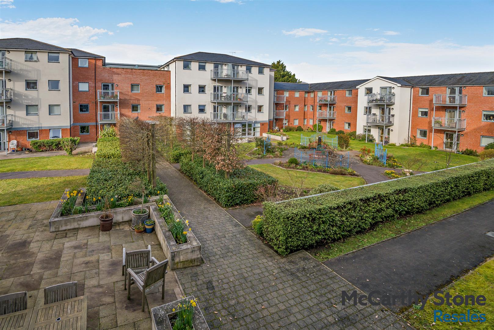 Emma Court, Southern Road, Basingstoke, RG21 7QF