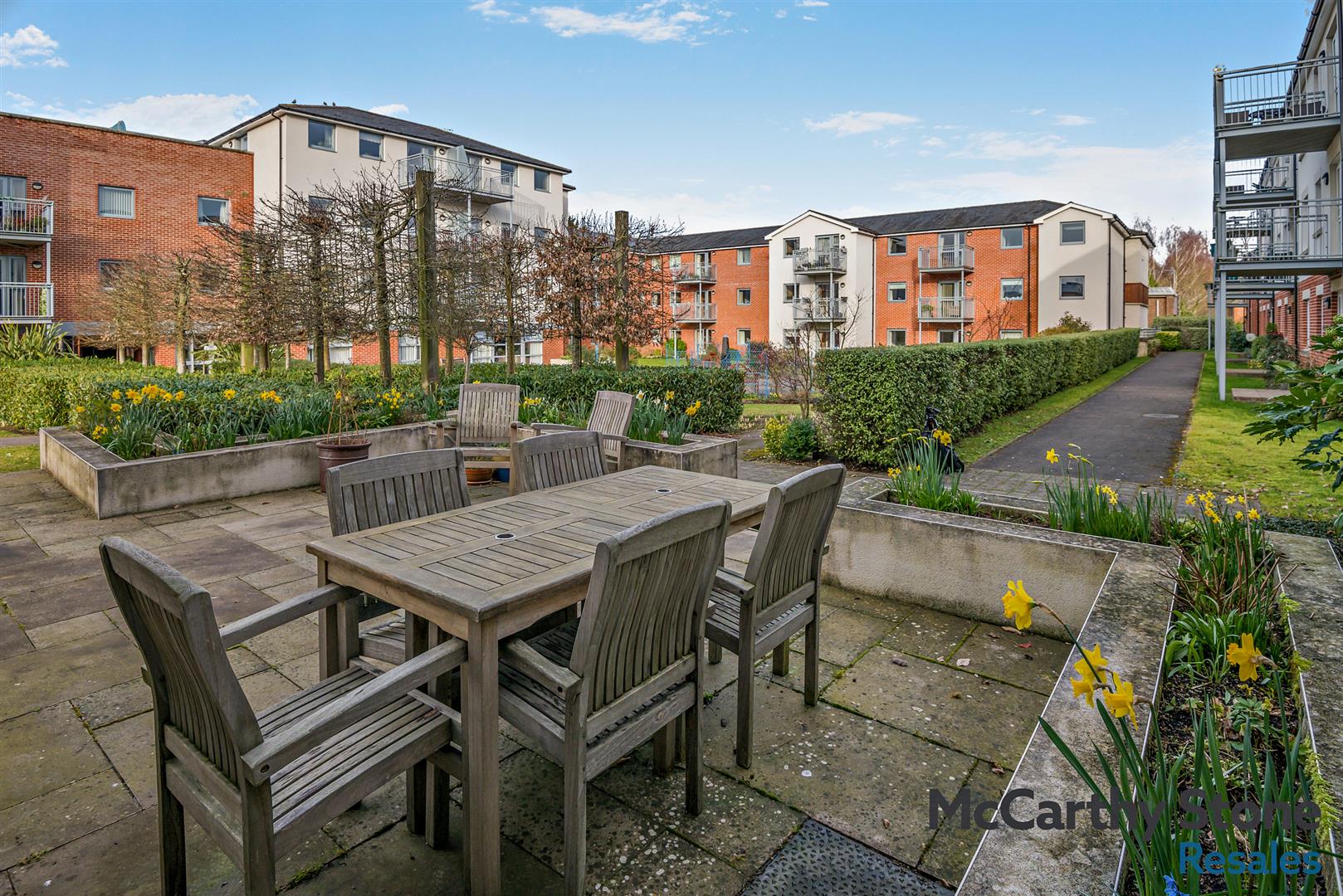 Emma Court, Southern Road, Basingstoke, RG21 7QF