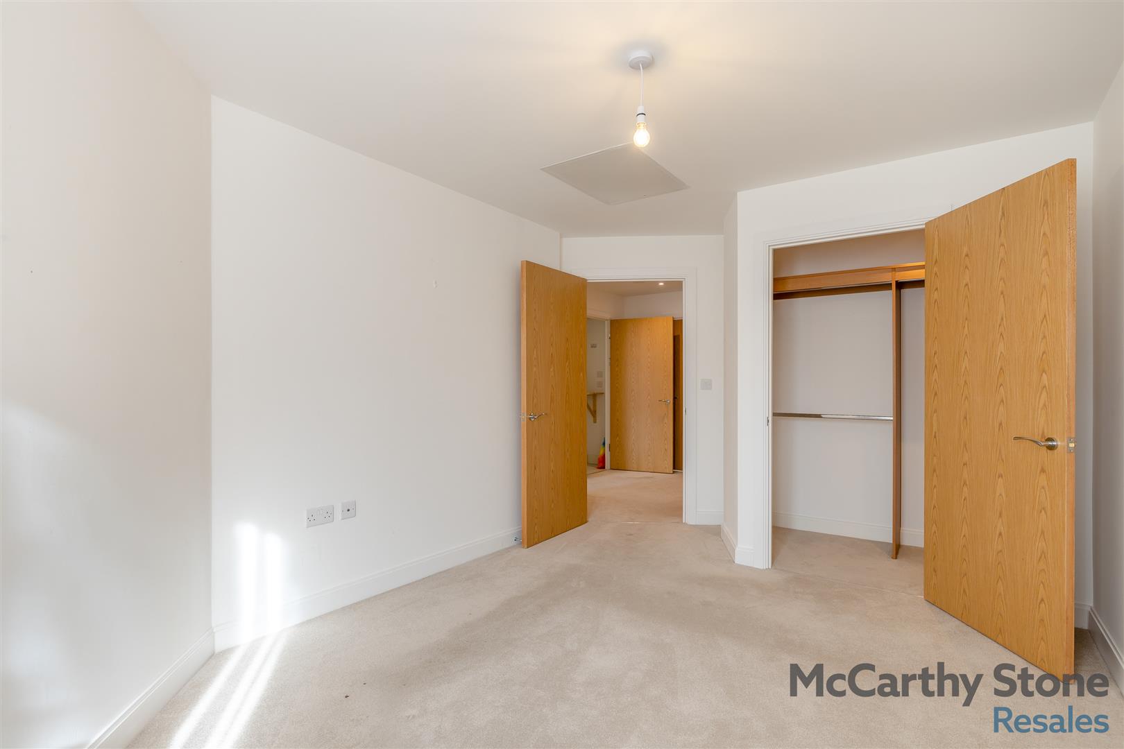 Oakhill Place, High View, Bedford