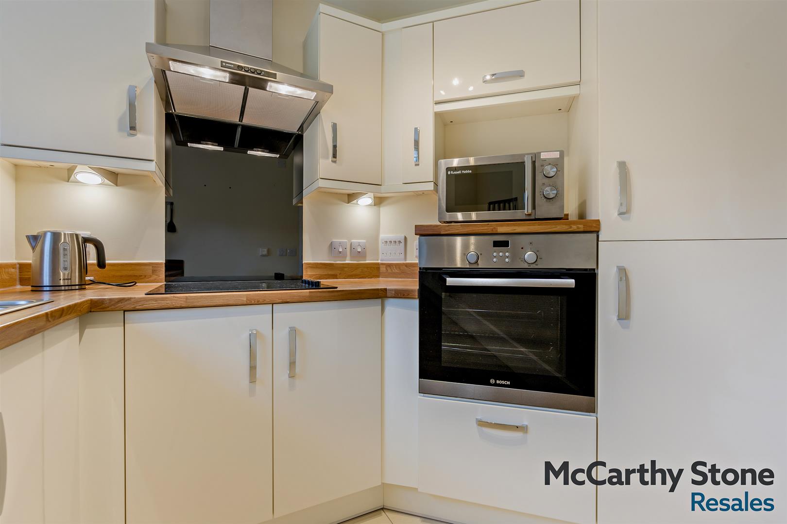 Hillier Court, Botley Road, Romsey, Hampshire.