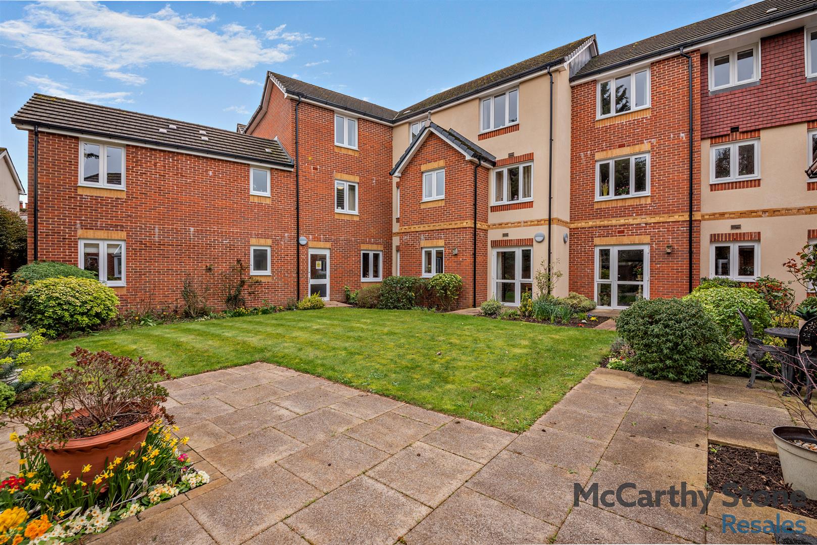 Clover Leaf Court, Ackender Road, Alton