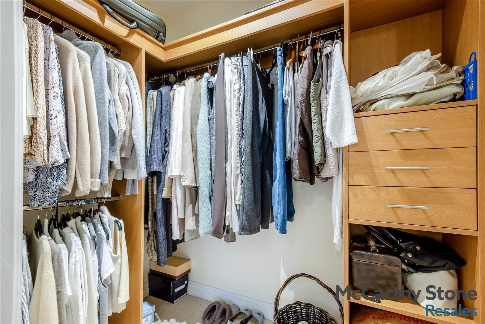 Hawkesbury Place, Fosseway, Stow on the Wold