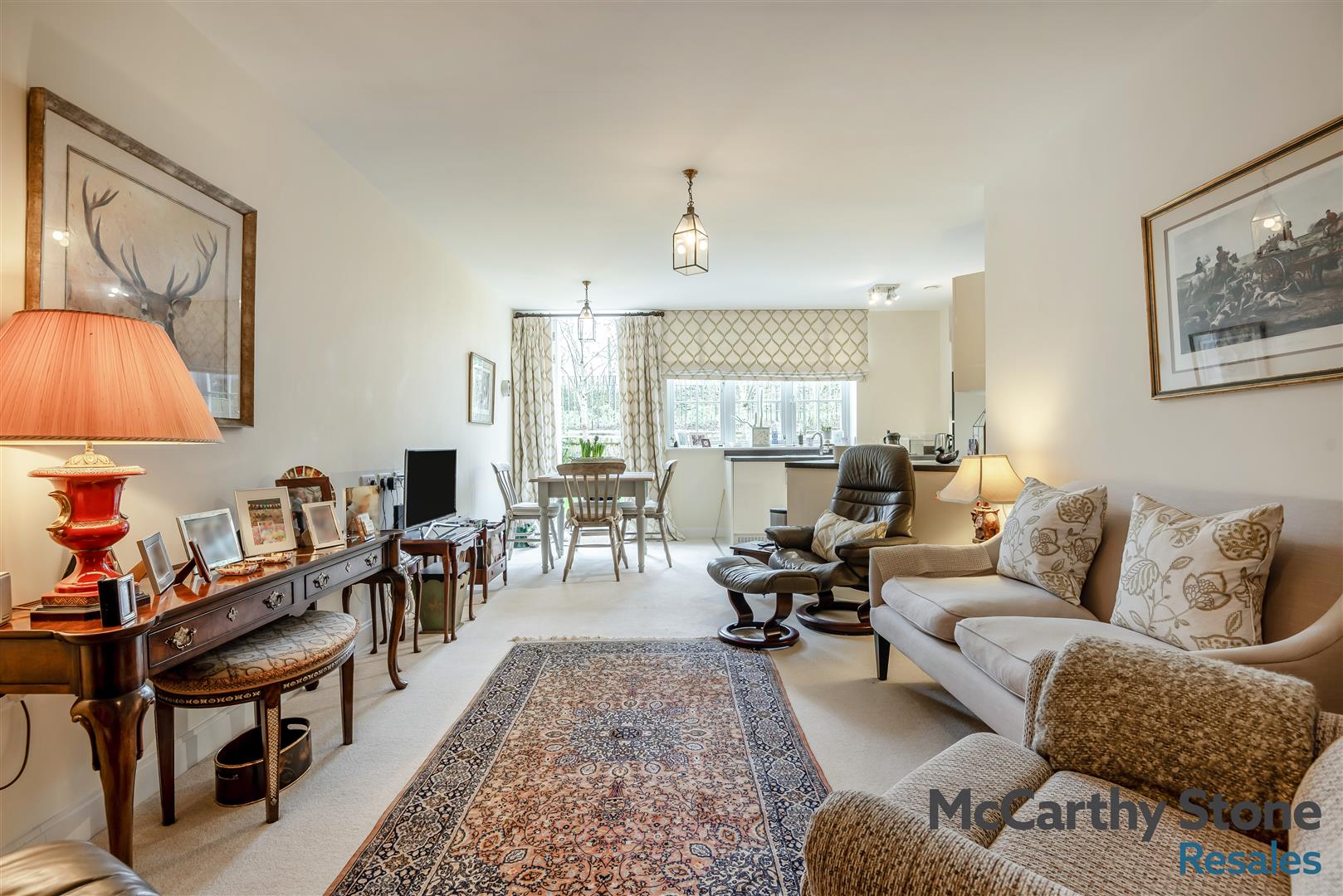 Hawkesbury Place, Fosseway, Stow on the Wold