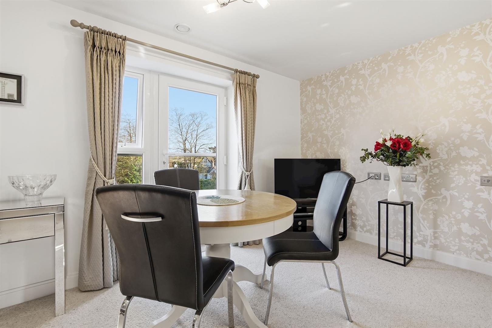 Manor Park Road, Chislehurst, BR7 5FT