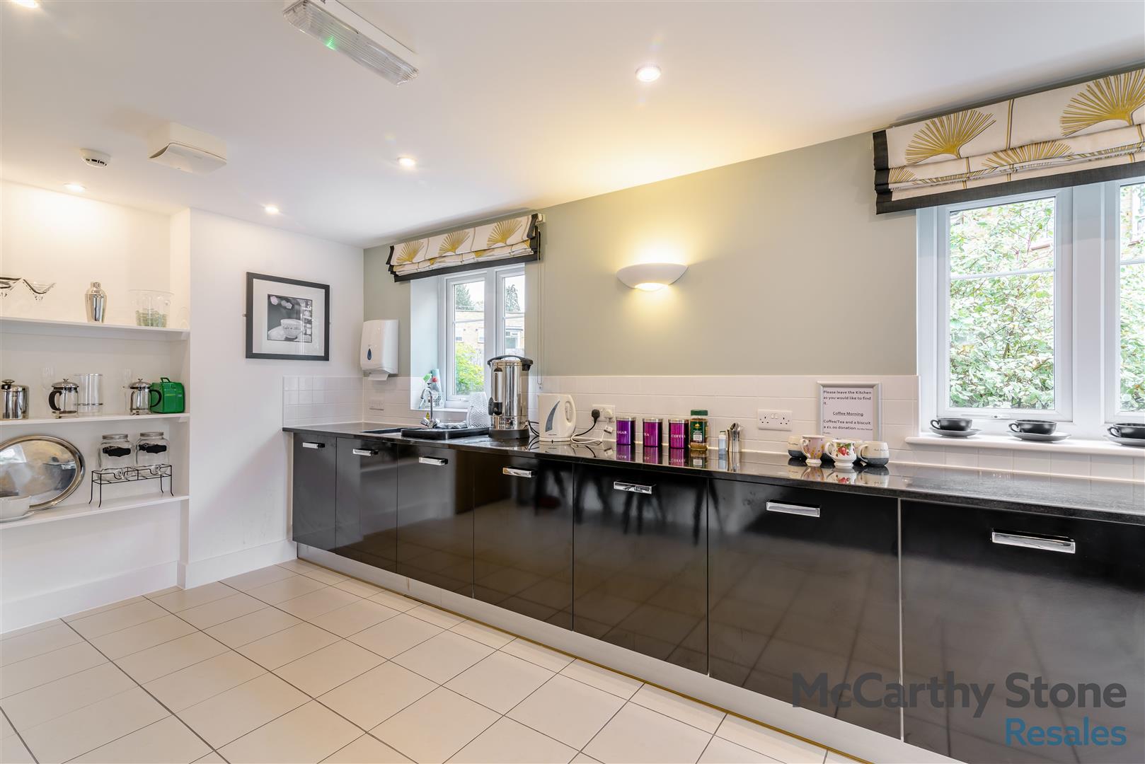 Limpsfield Road, South Croydon, CR2 9LB