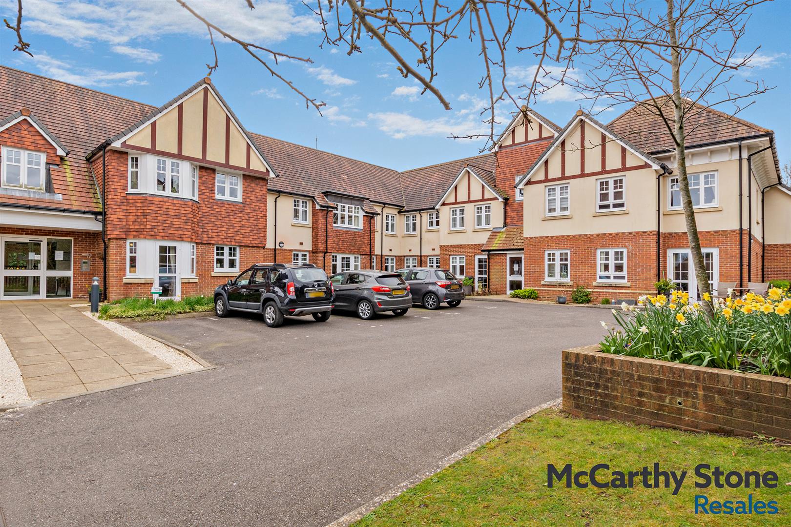 Holmes Place, Crowborough, TN6 2RS