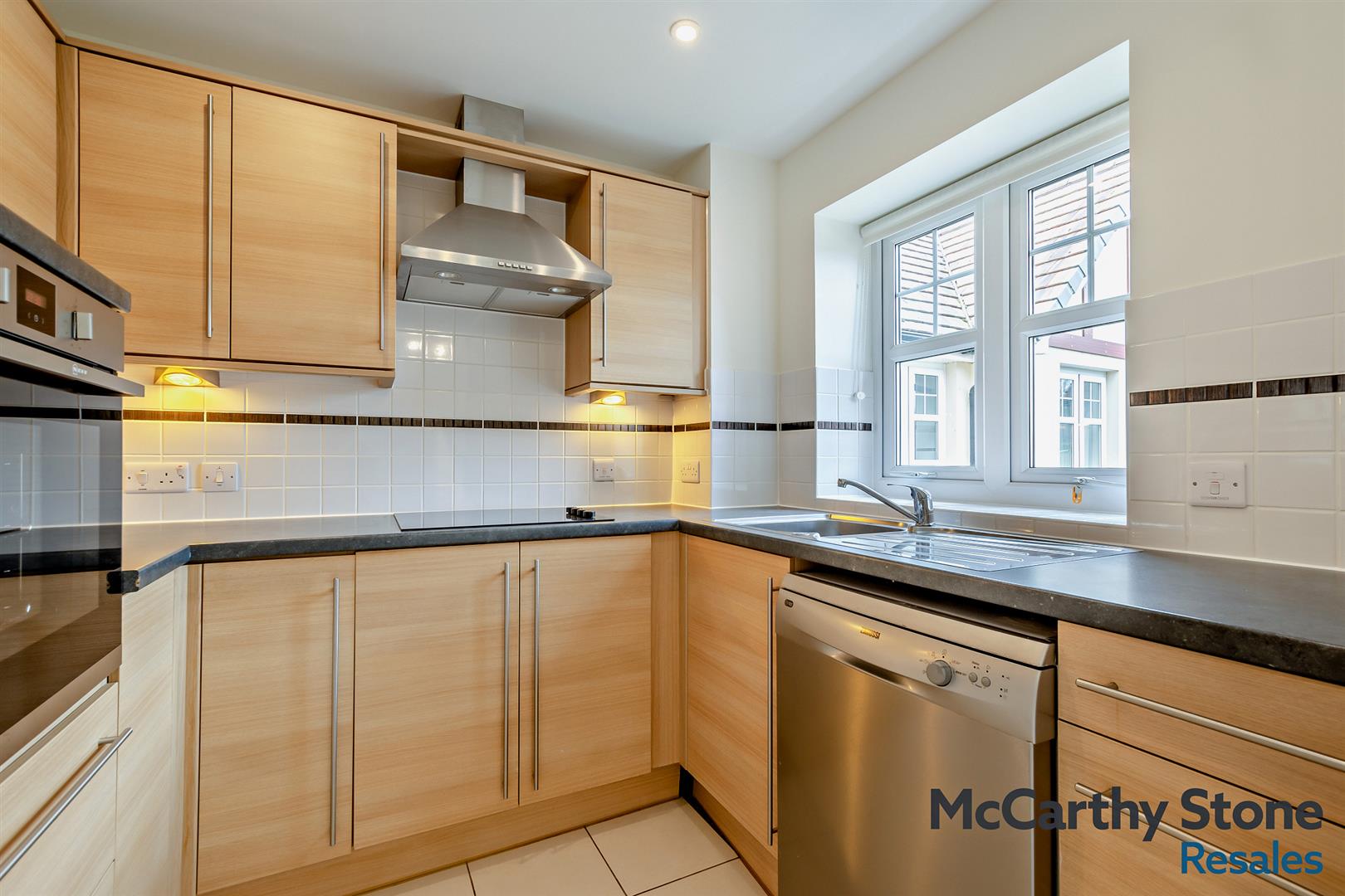 Holmes Place, Crowborough, TN6 2RS