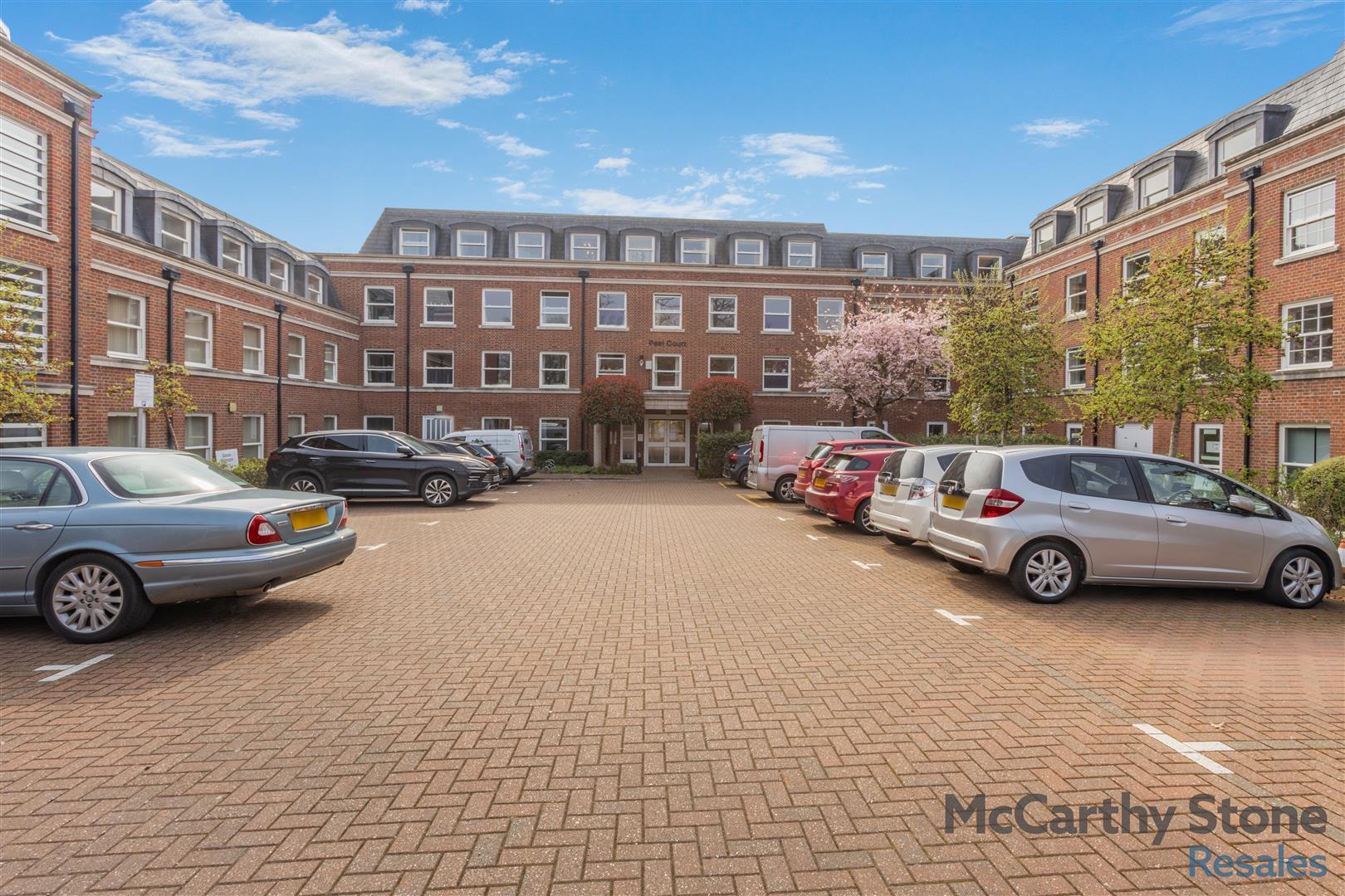 Peel Court, College Way, Welwyn Garden City, Hertfordshire, AL8 6DG