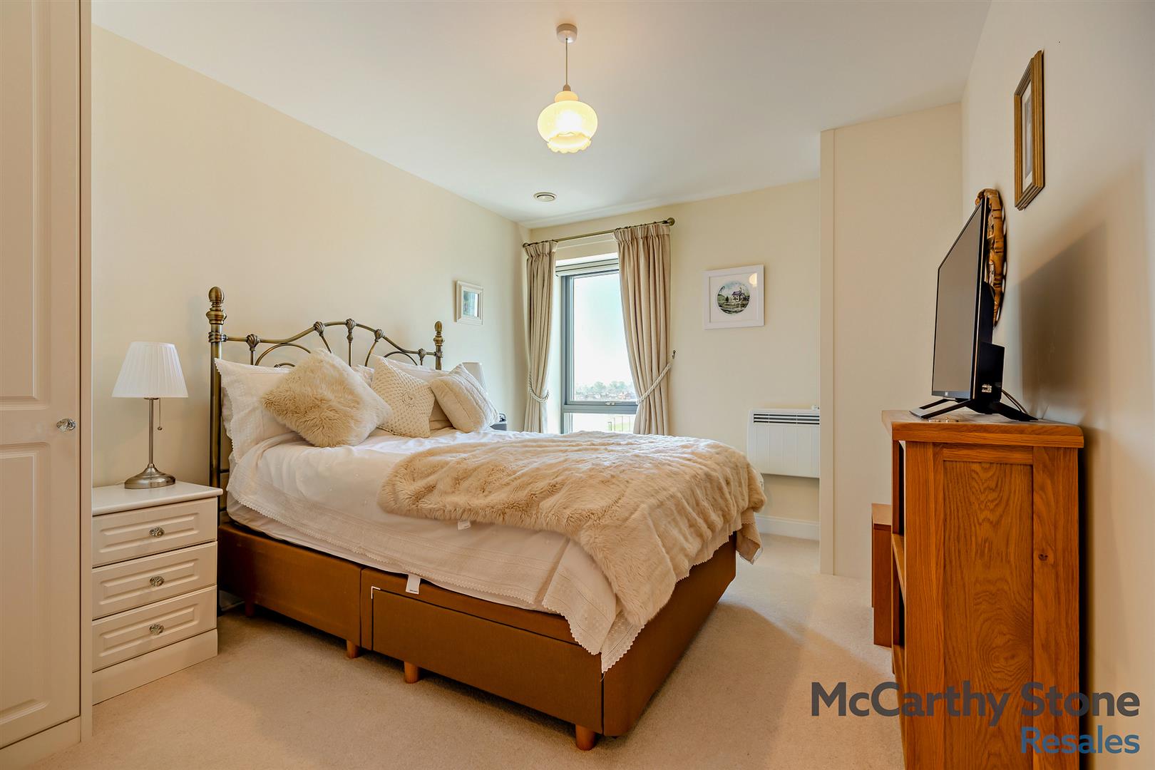 Lock House, Keeper Close, Taunton, Somerset, TA1 1AX