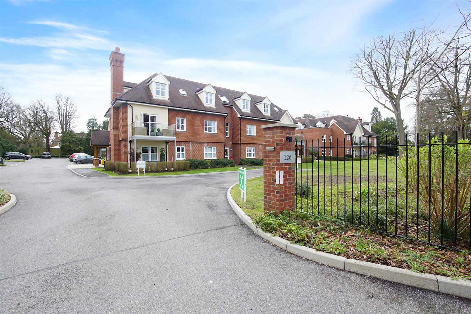 Langton House, Westhall Road, Warlingham, CR6 9HF