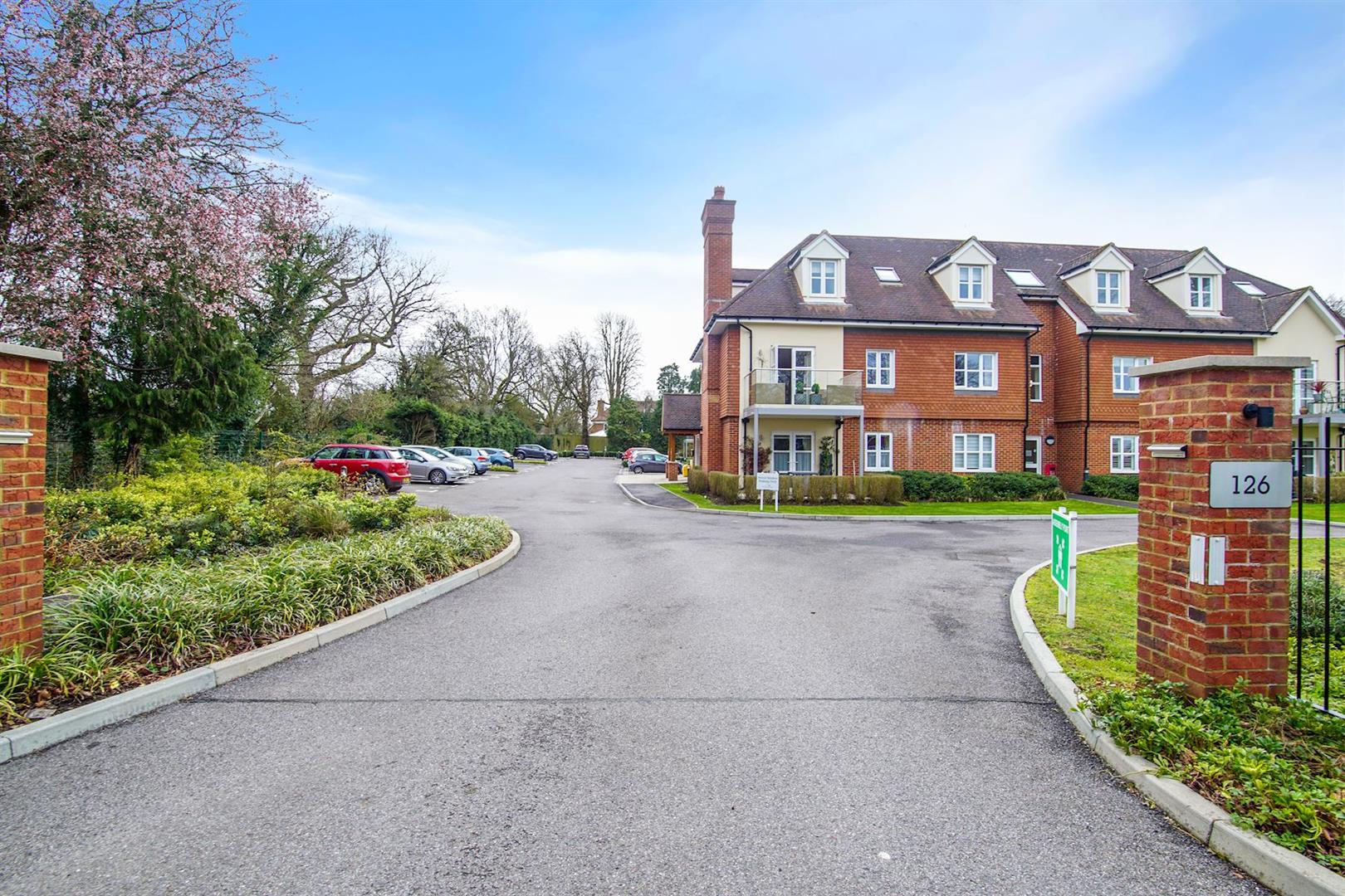 Langton House, Westhall Road, Warlingham, CR6 9HF