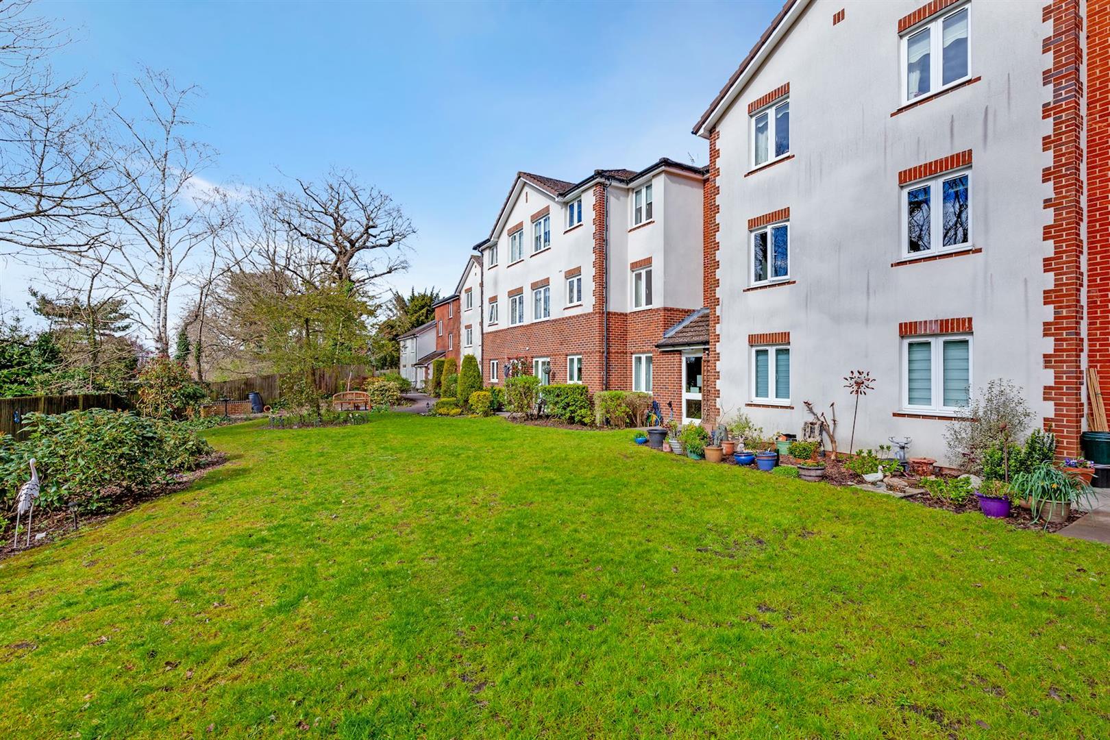 Sanders Court, Junction Road, Warley, Brentwood, CM14 5FG