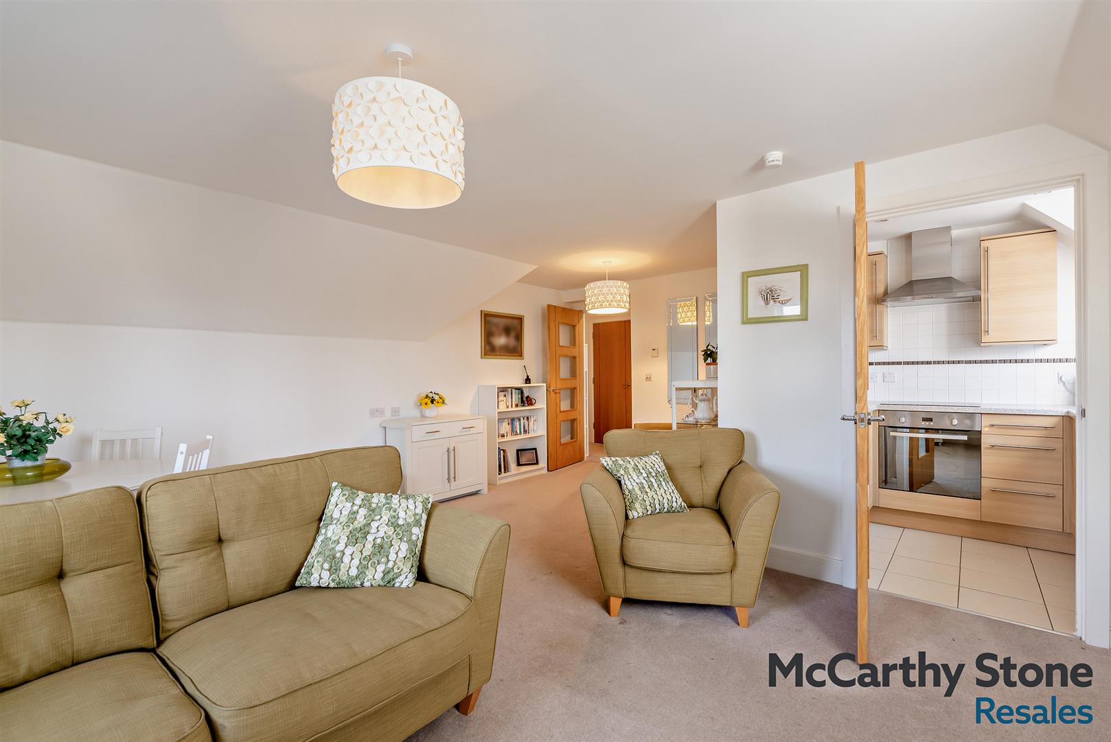 Abbotsmead Place, Caversham, Reading