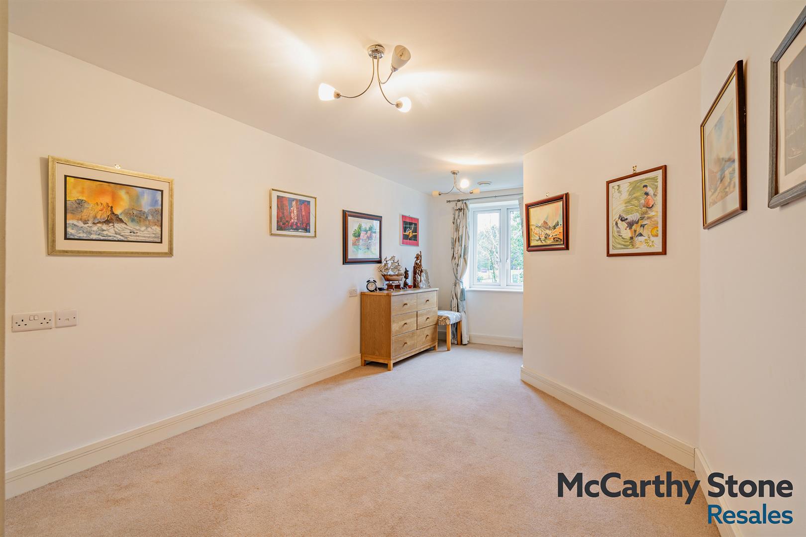 Abbotsmead Place, Caversham