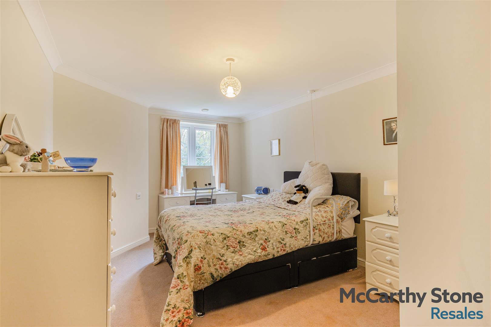 High Street South, Rushden, Northamptonshire, NN10 0FR