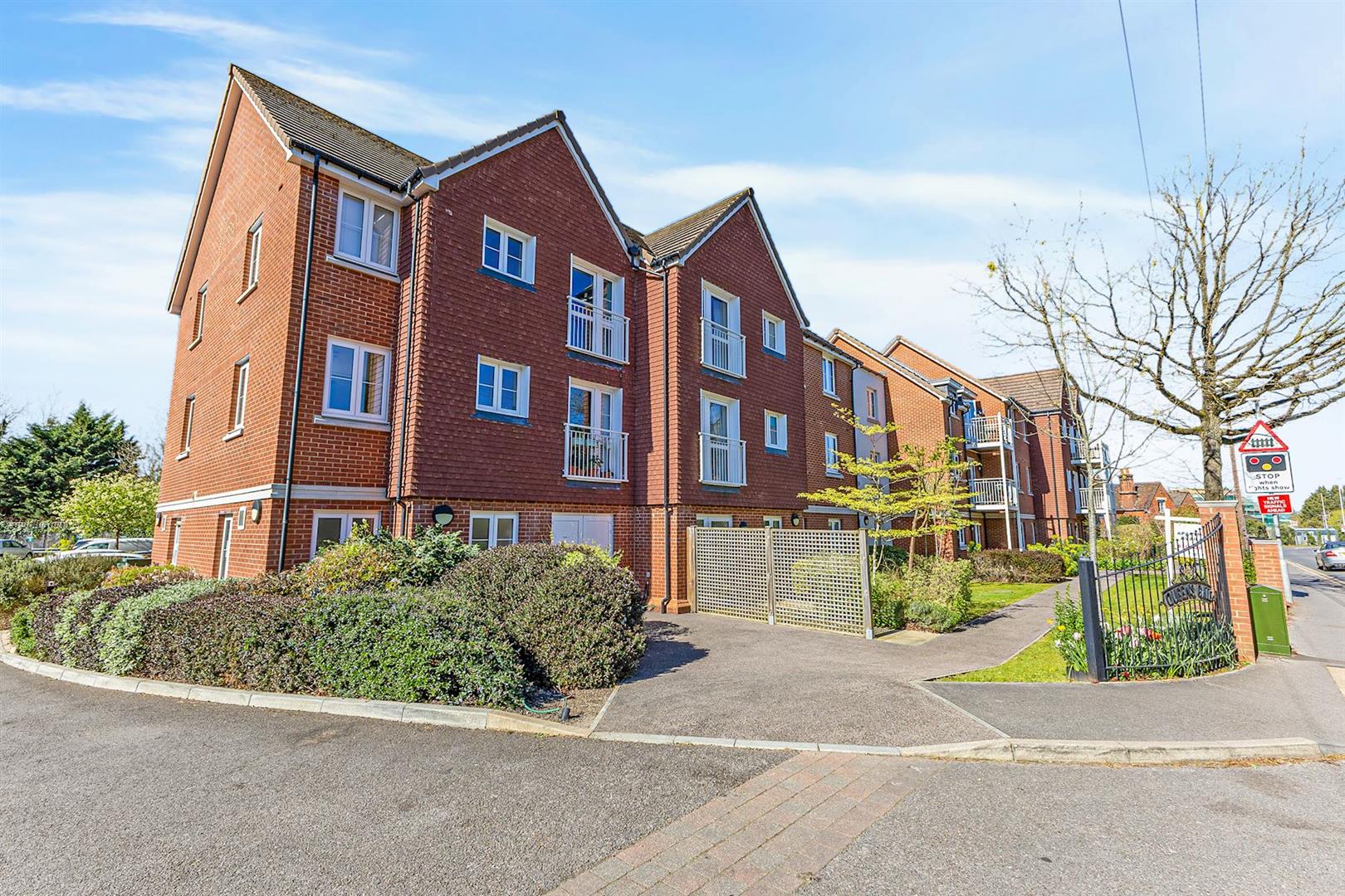 Wellington Road, Wokingham, RG40 2DS