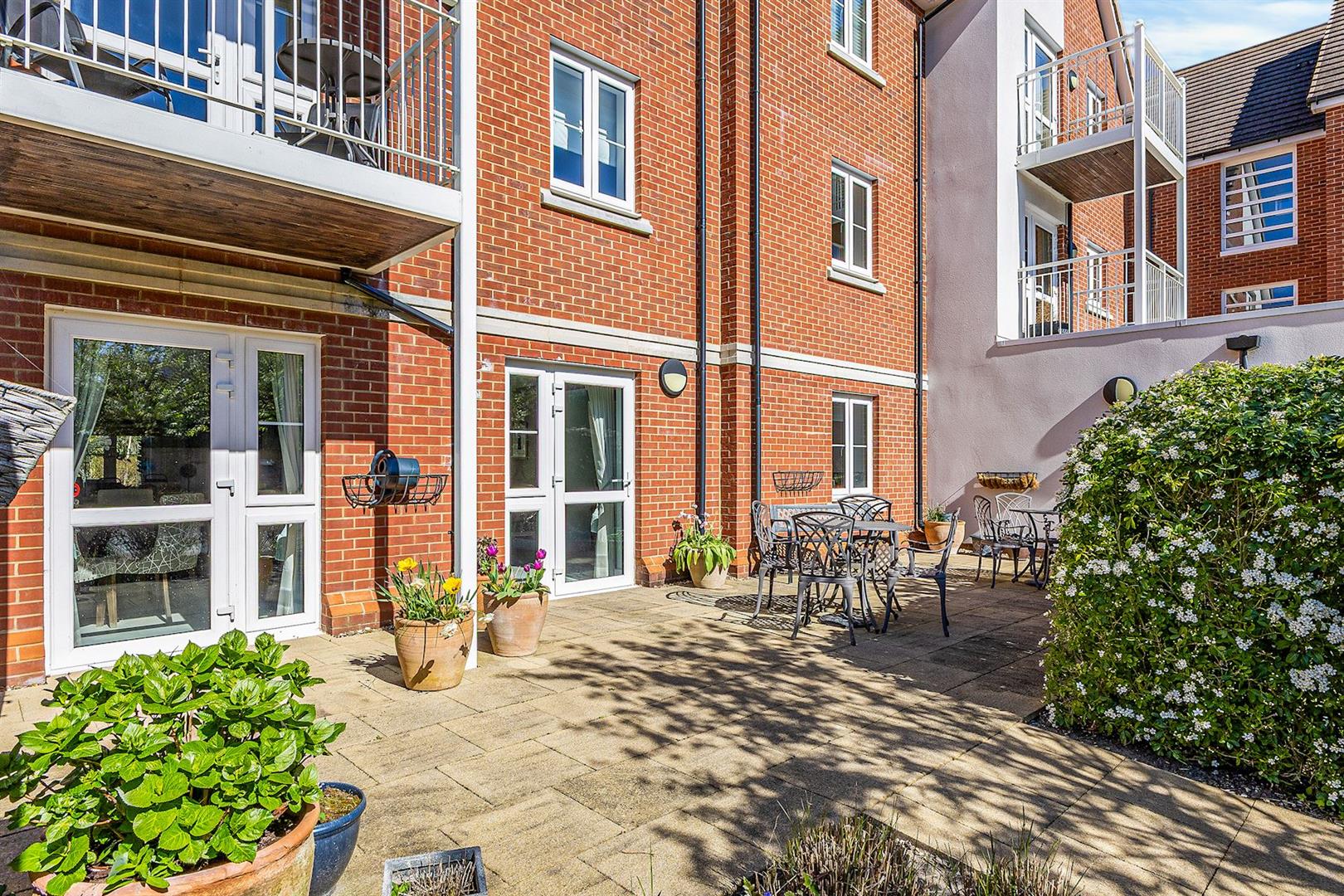 Wellington Road, Wokingham, RG40 2DS