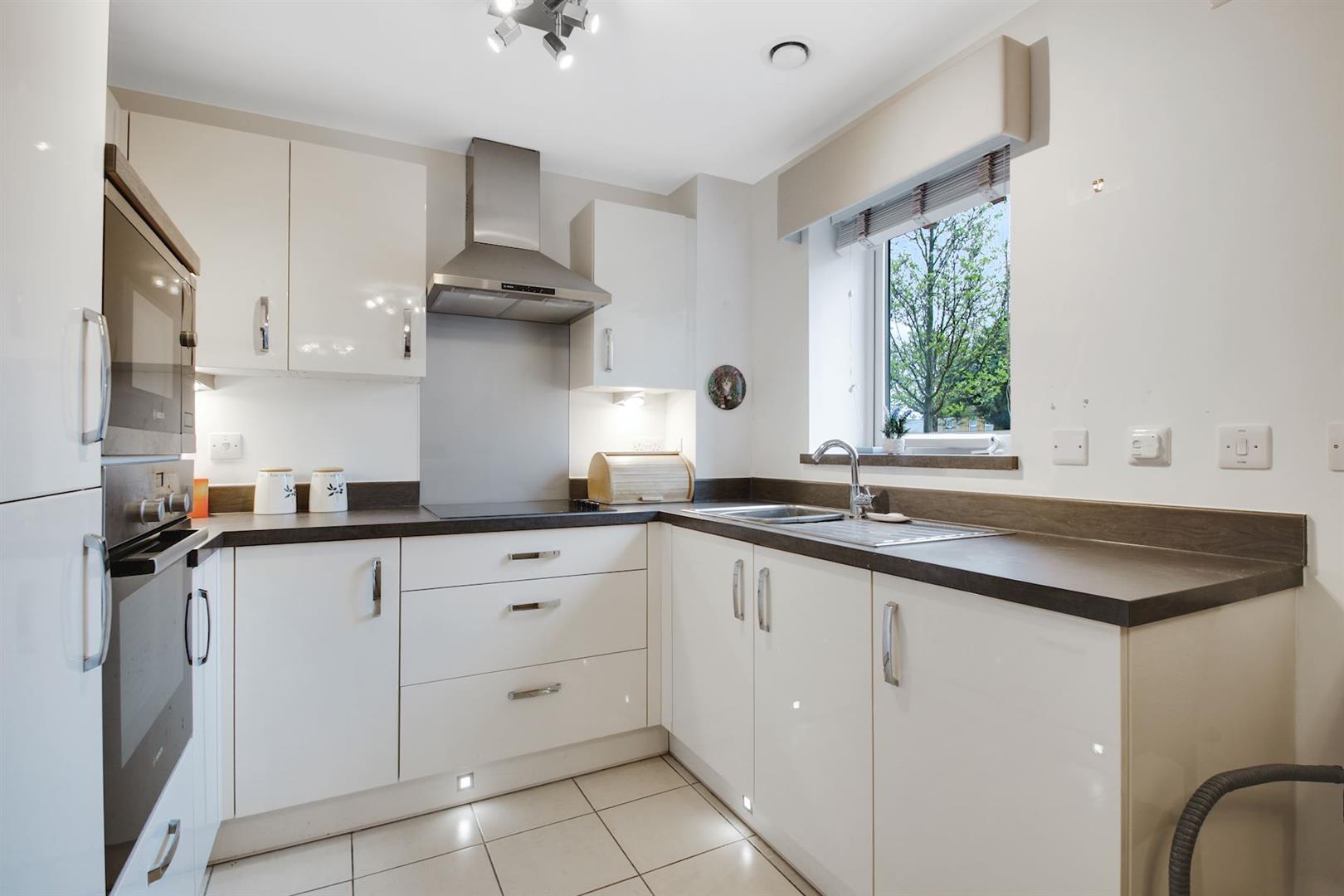 Albion Road, Bexleyheath, DA6 7AX