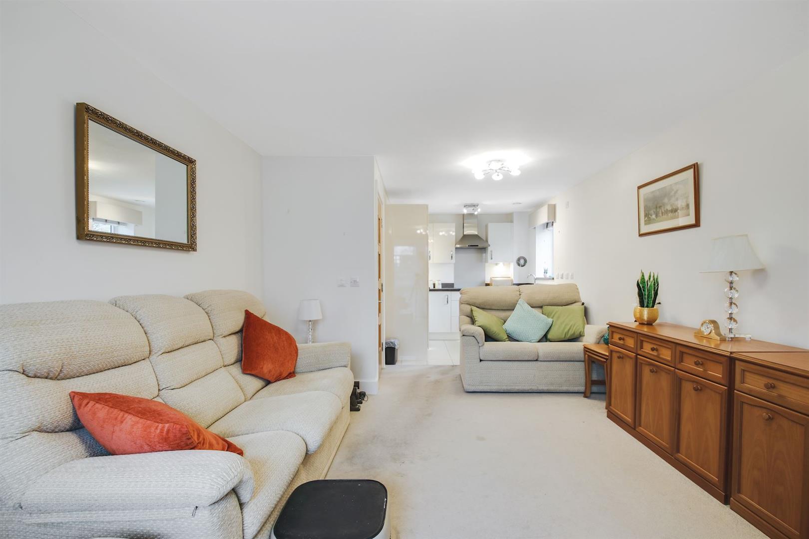 Albion Road, Bexleyheath, DA6 7AX