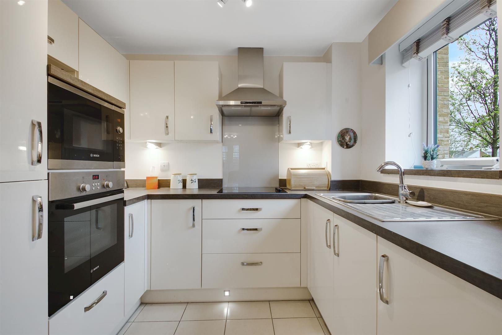 Albion Road, Bexleyheath, DA6 7AX