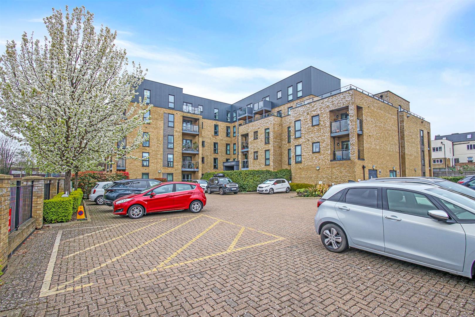 Albion Road, Bexleyheath, DA6 7AX