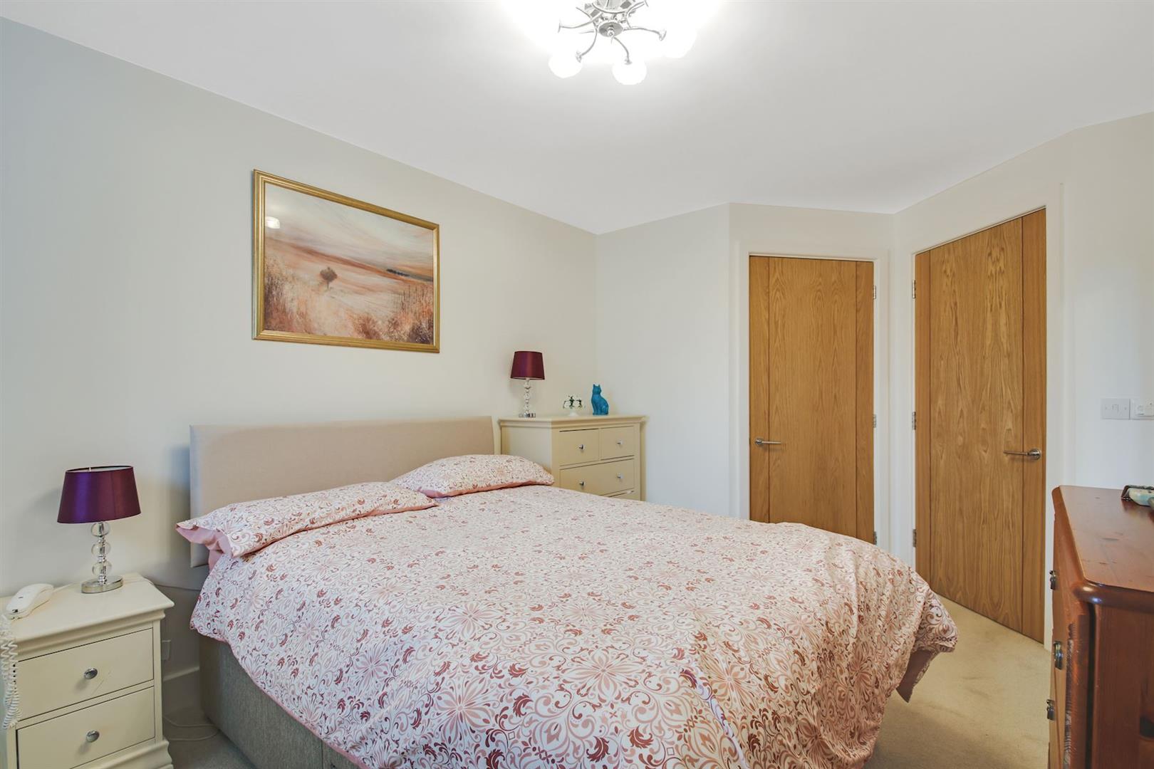 Albion Road, Bexleyheath, DA6 7AX