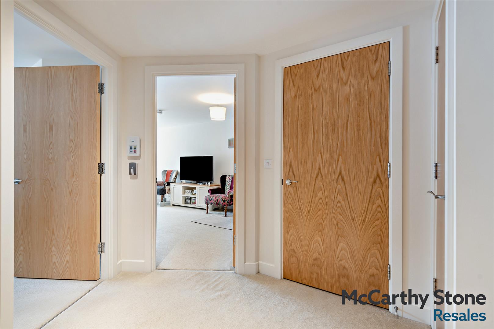 Castle Gate Endless Street, Salisbury