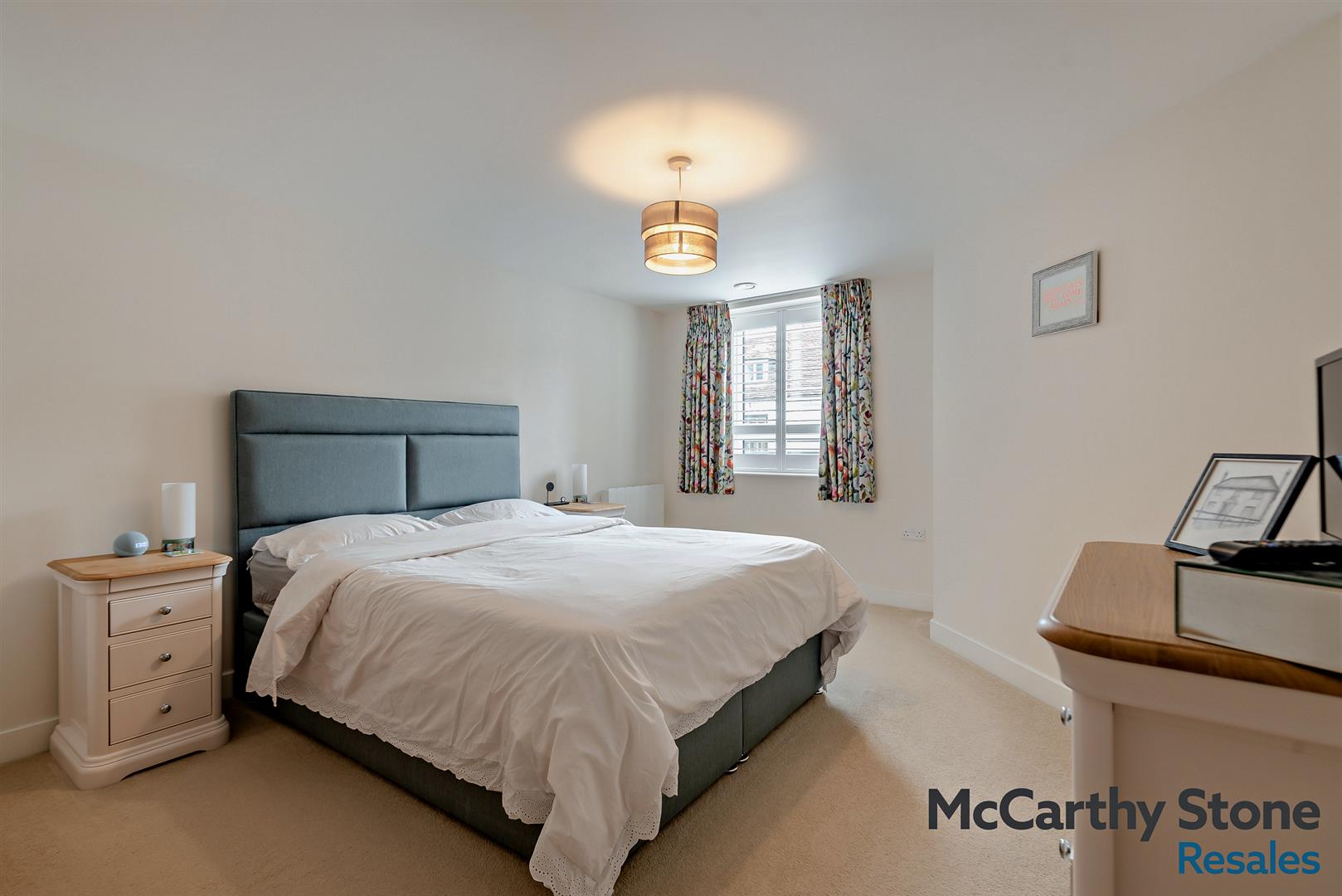 Castle Gate Endless Street, Salisbury