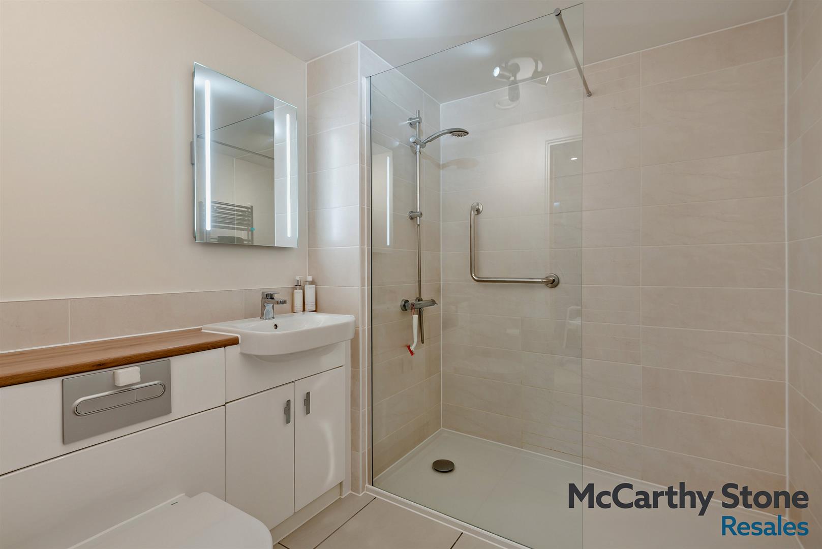 Castle Gate Endless Street, Salisbury