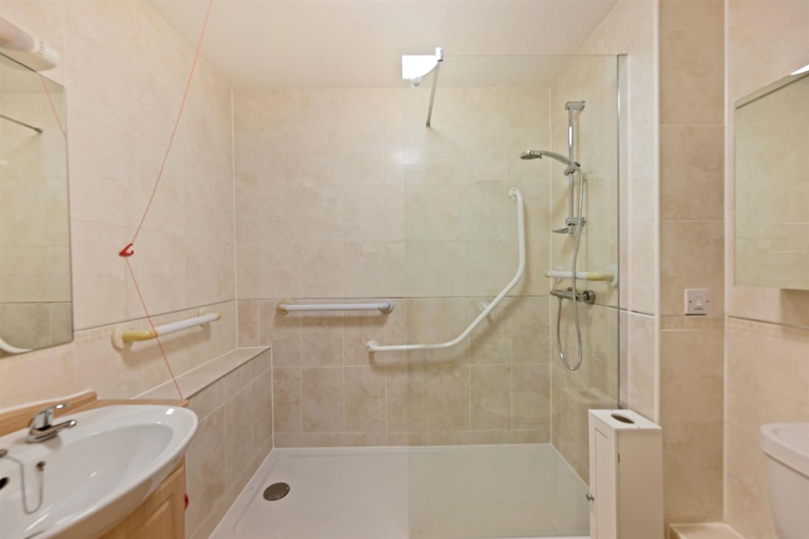 Junction Road, Warley, Brentwood, CM14 5FG