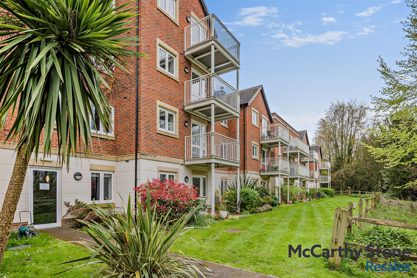 Shackleton Place, Bath Road, Devizes, Wiltshire, SN10 2GZ