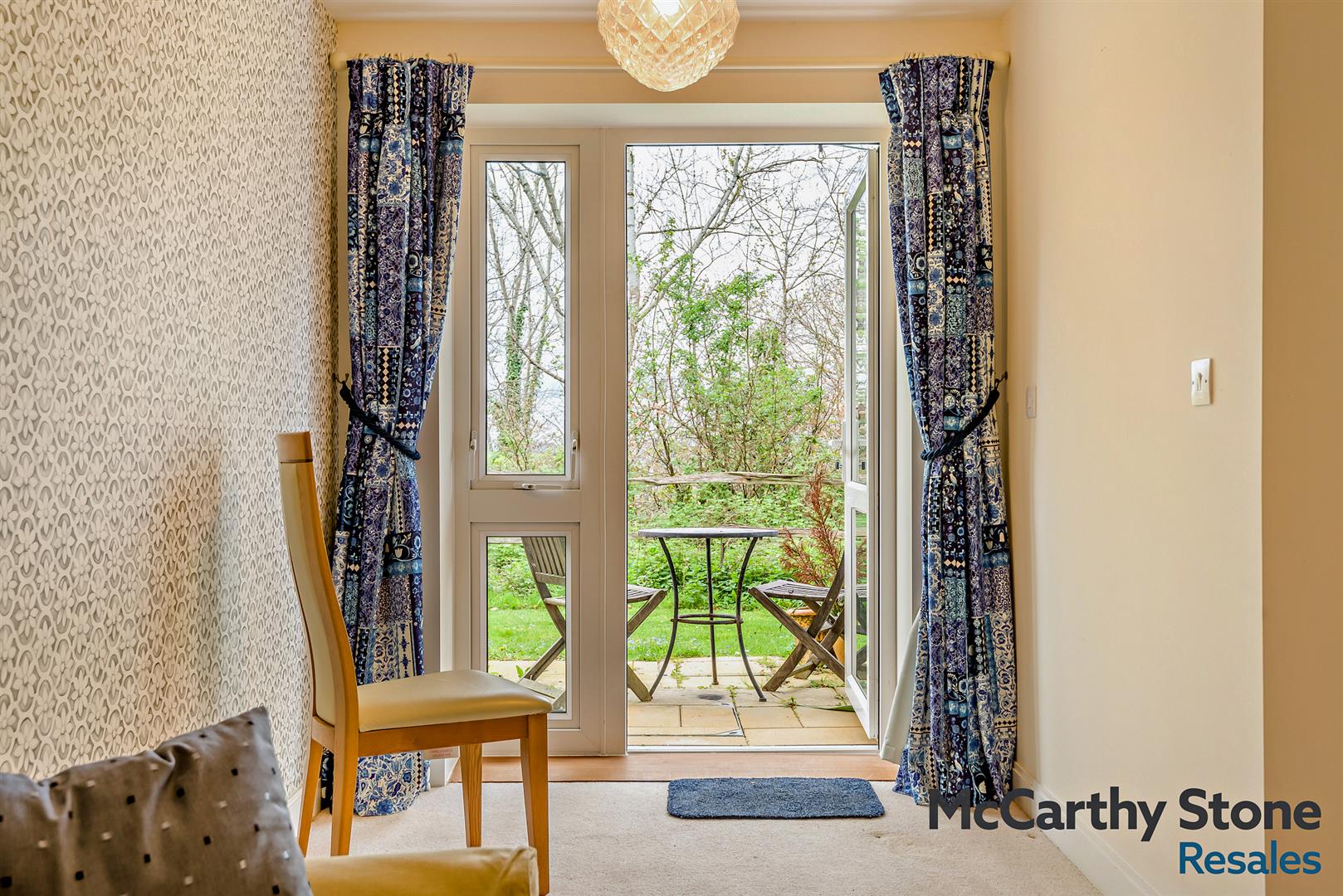 Shackleton Place, Bath Road, Devizes, Wiltshire, SN10 2GZ